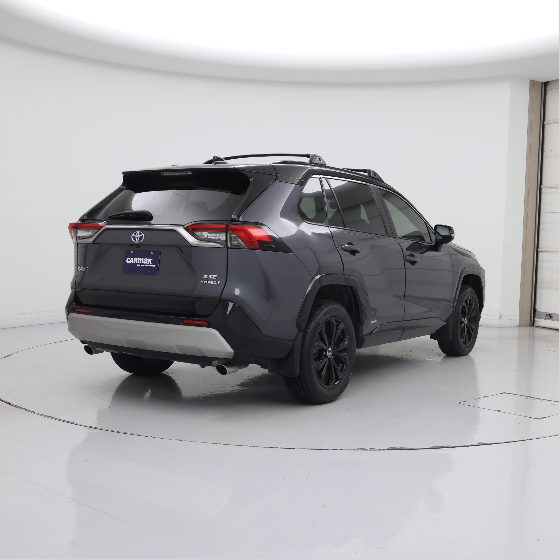 Thumbnail: 2023 Toyota RAV4 - 8