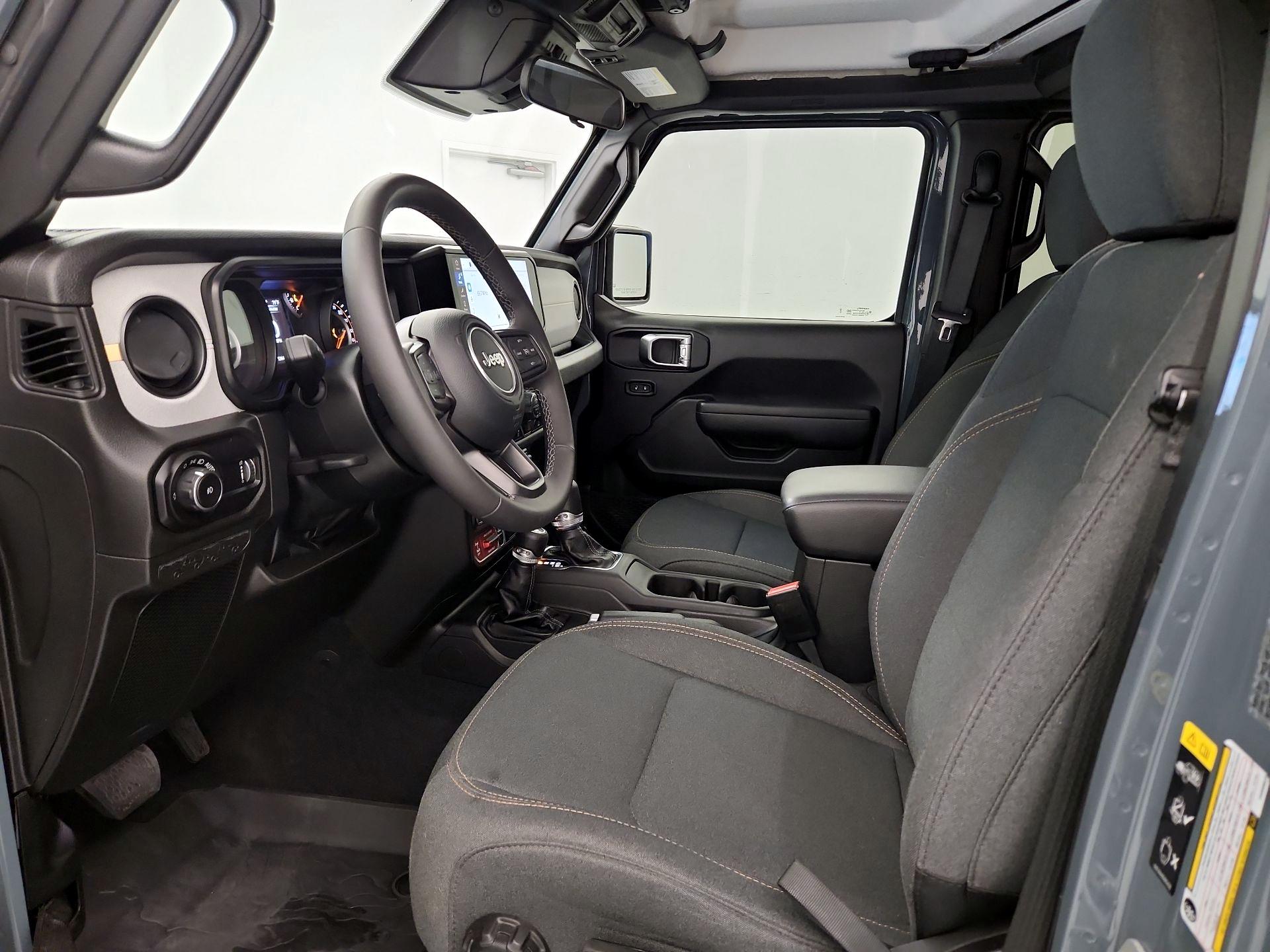 Thumbnail: 2025 Jeep Wrangler - 11