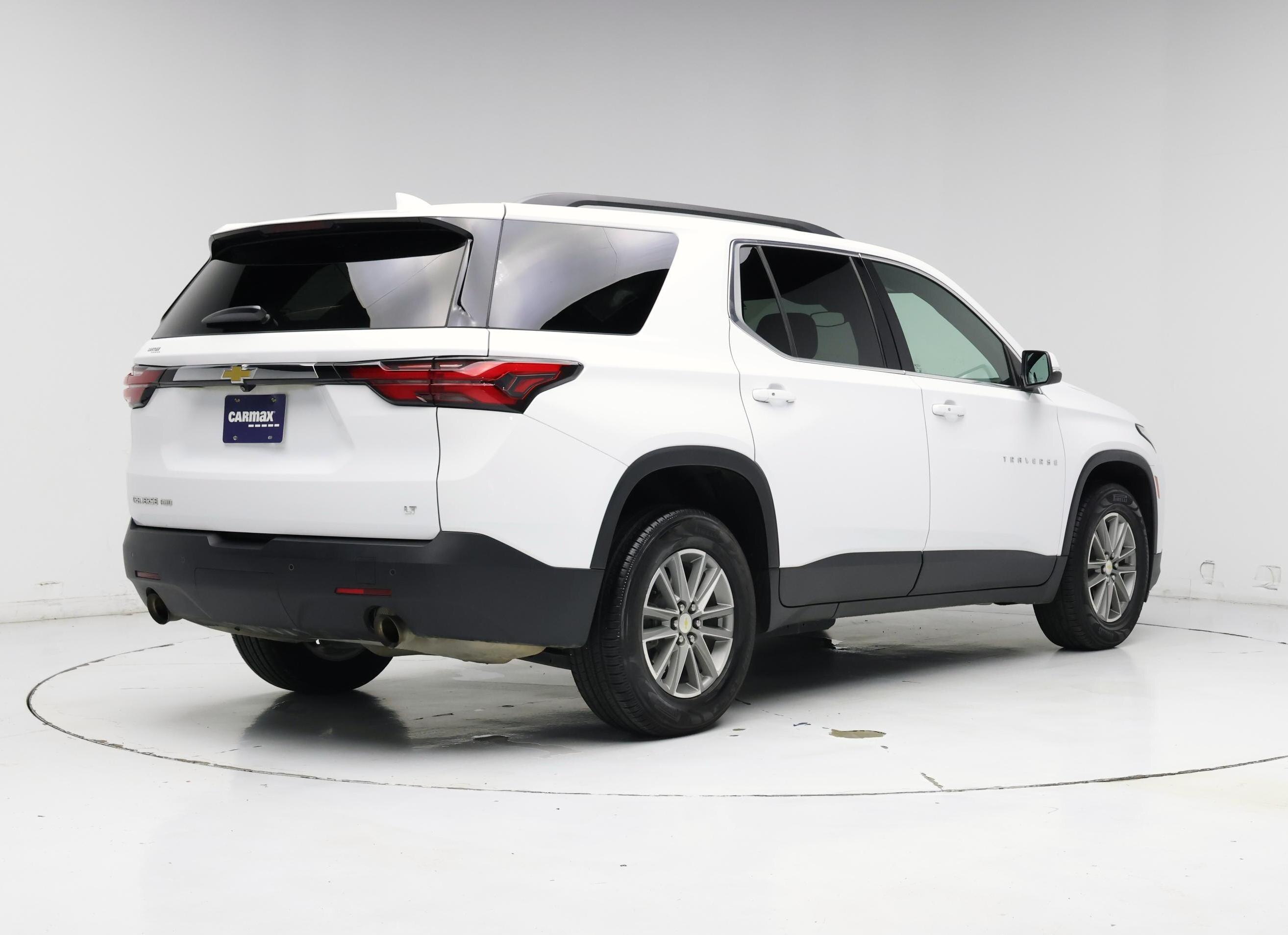 Thumbnail: 2022 Chevrolet Traverse - 8