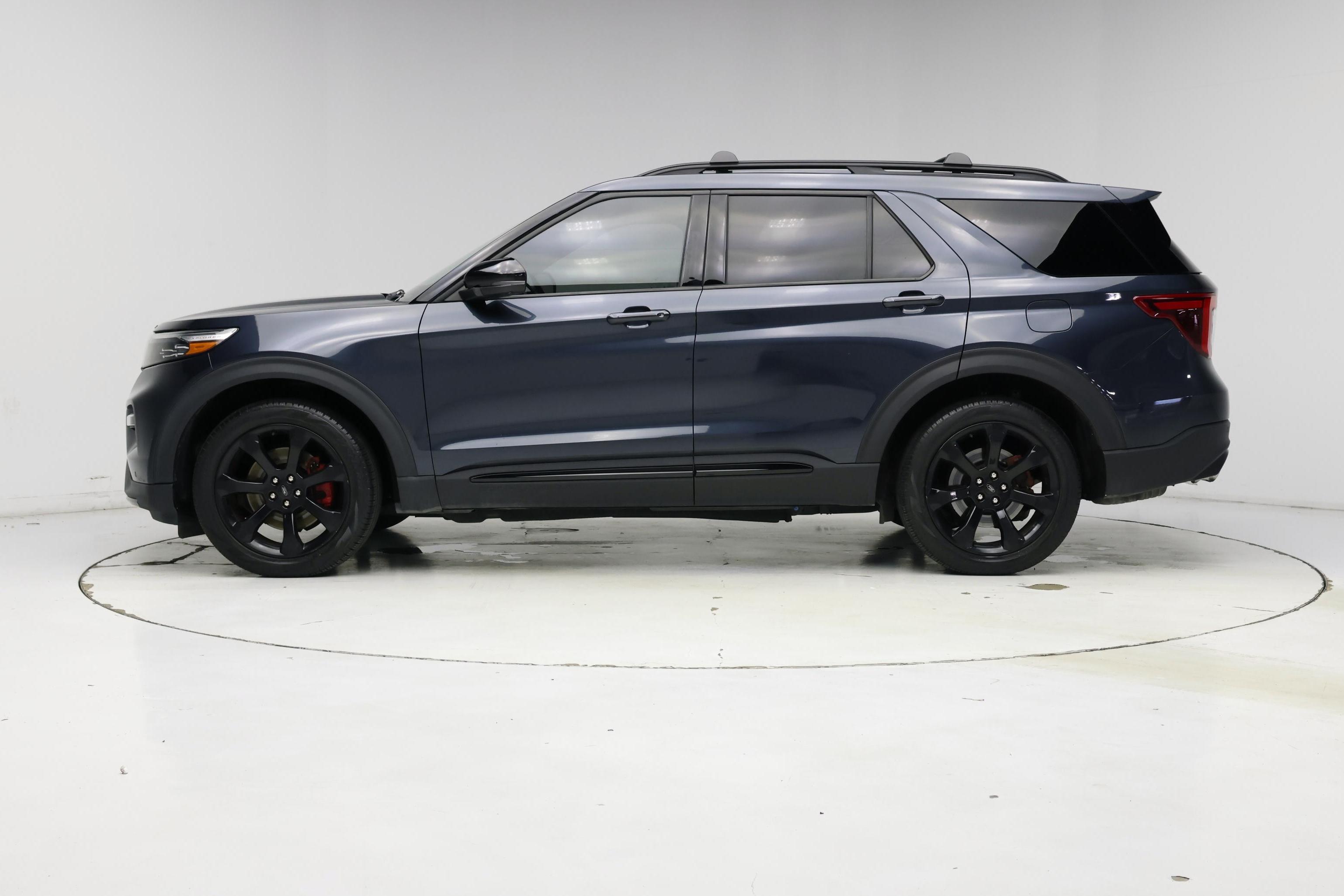 Thumbnail: 2023 Ford Explorer - 3