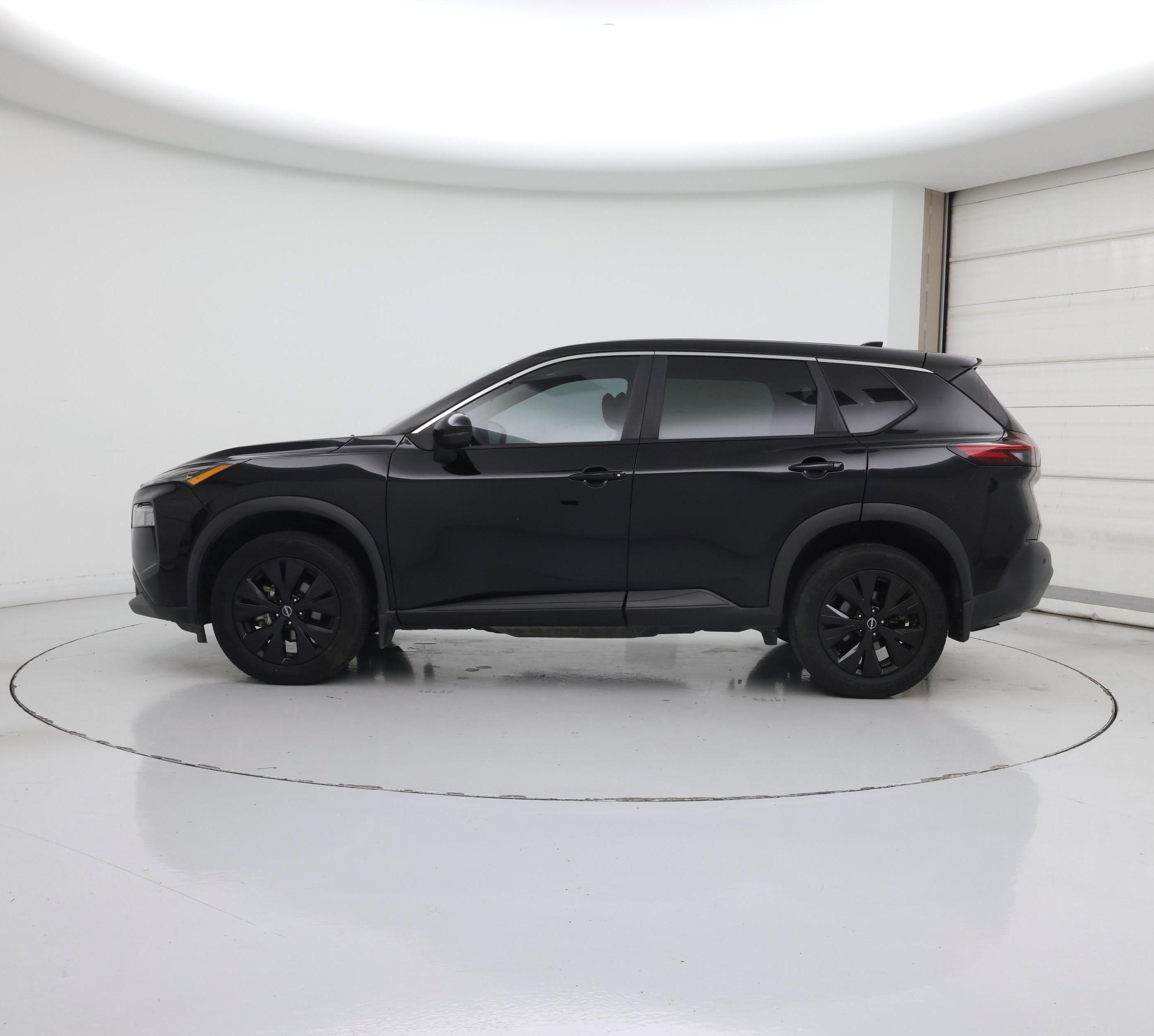 Thumbnail: 2022 Nissan Rogue - 3