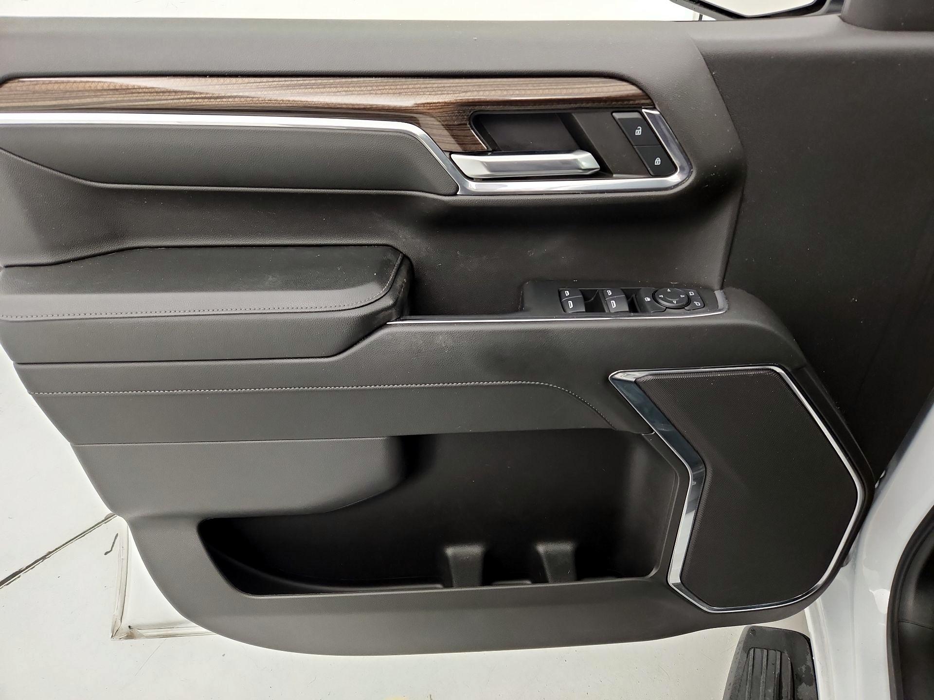 Thumbnail: 2024 Chevrolet Silverado 1500 - 12