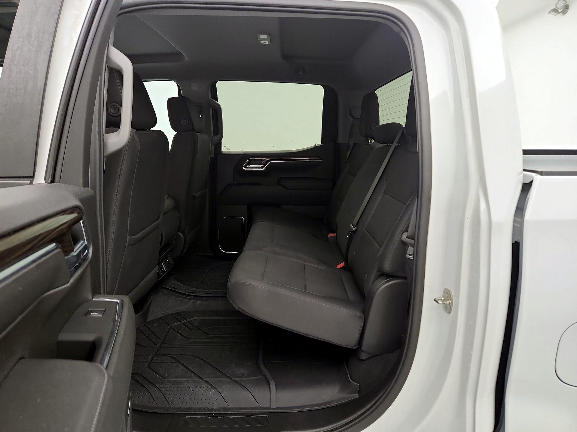 Thumbnail: 2024 Chevrolet Silverado 1500 - 19