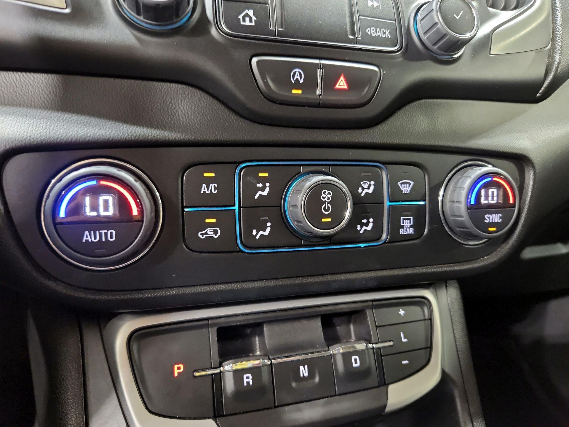 Thumbnail: 2023 GMC Terrain - 16