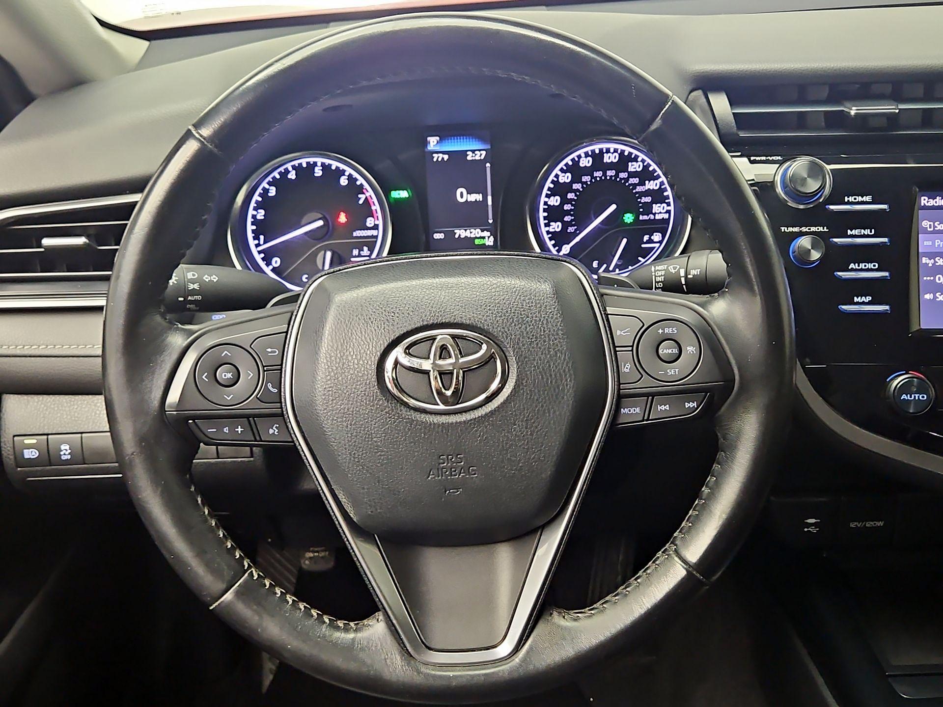 Thumbnail: 2019 Toyota Camry - 10