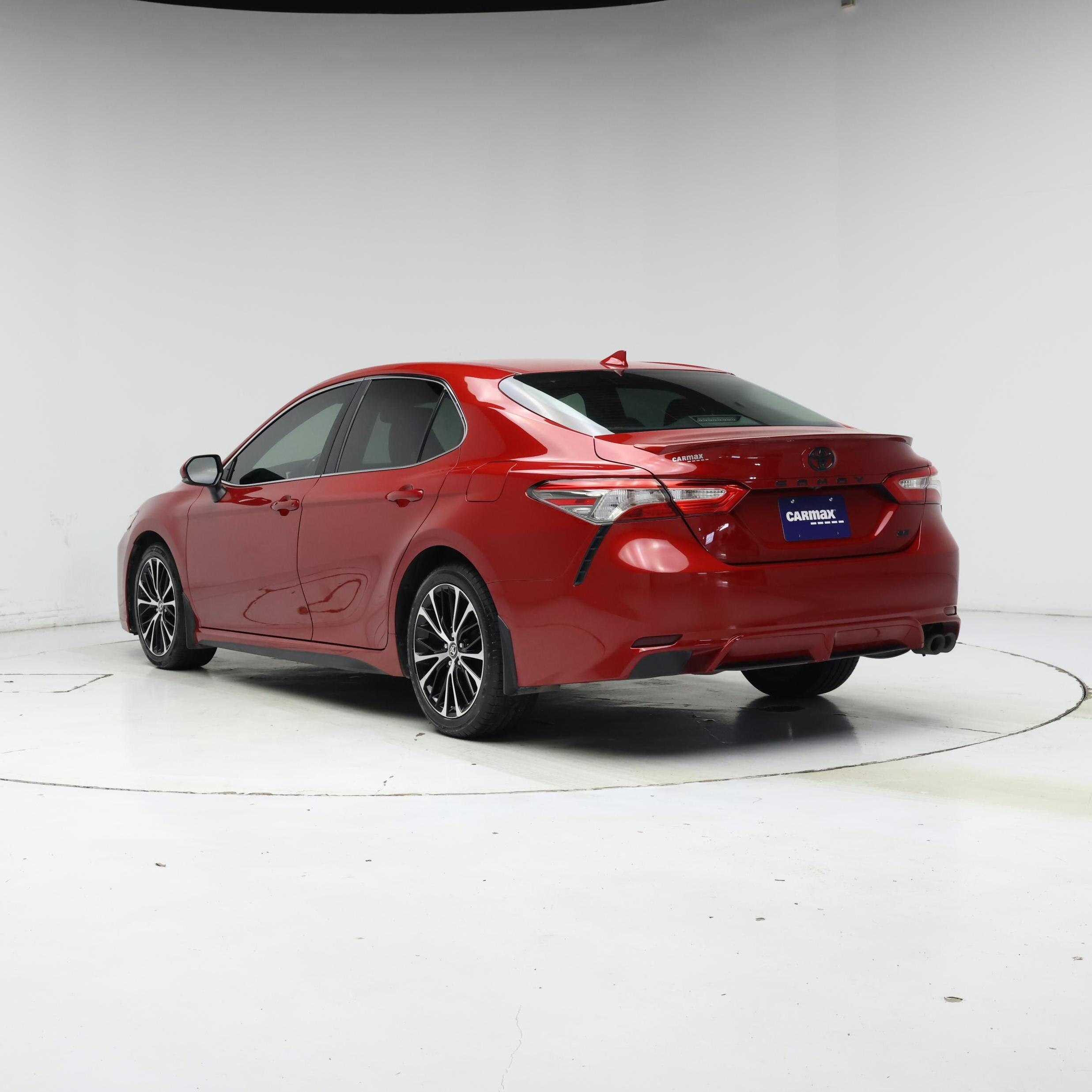 Thumbnail: 2019 Toyota Camry - 2