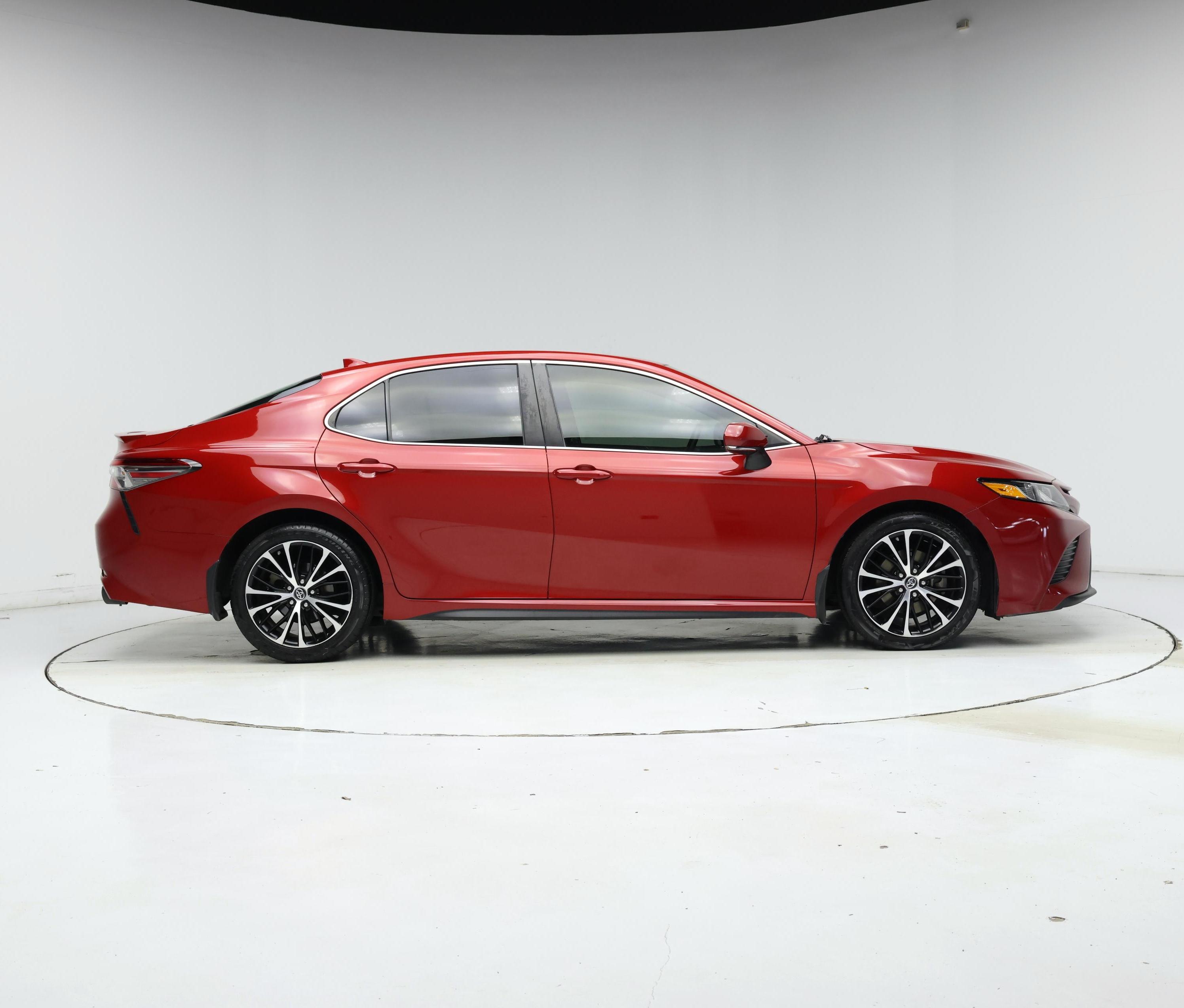 Thumbnail: 2019 Toyota Camry - 7