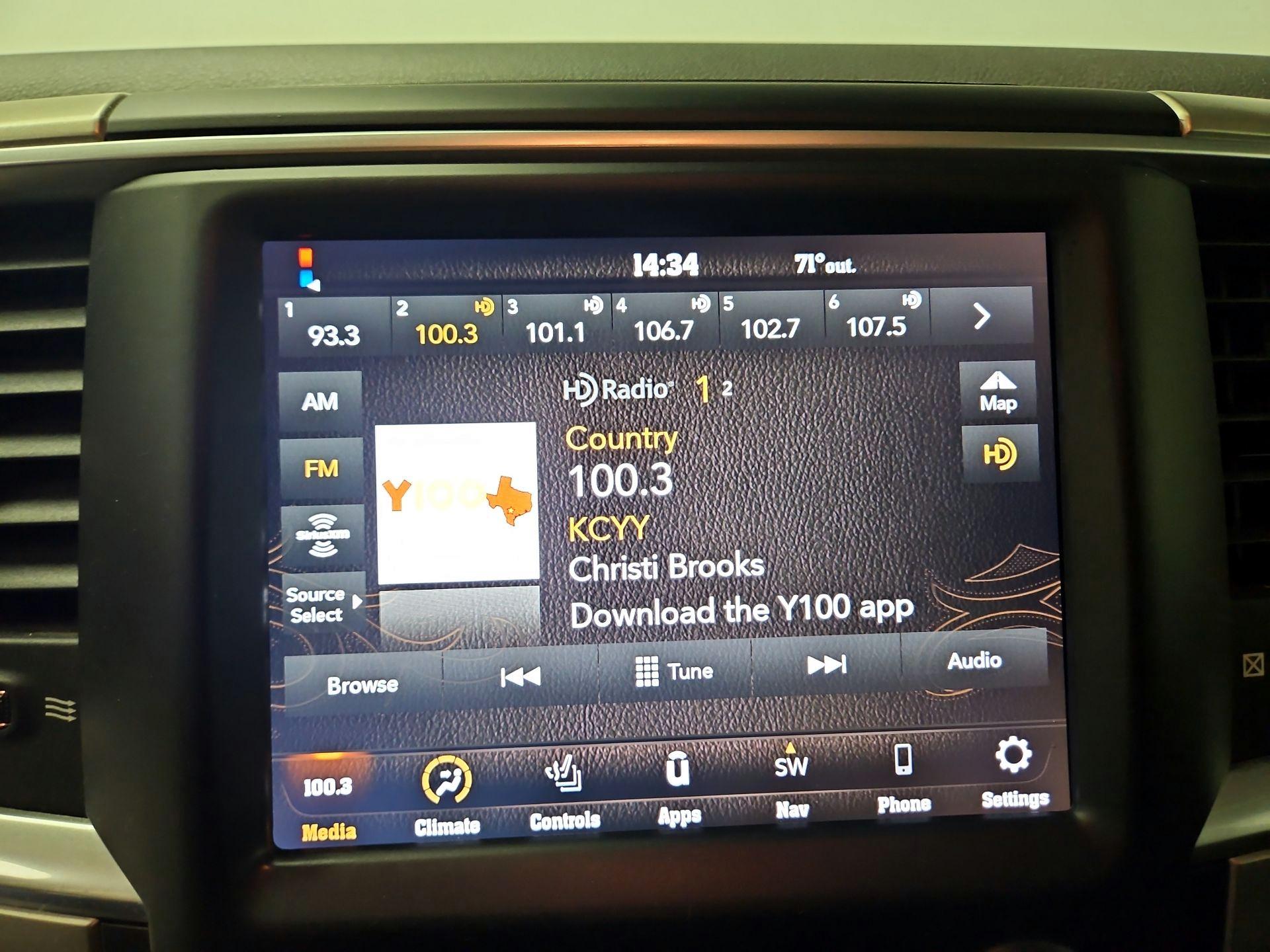 Thumbnail: 2020 RAM 1500 Classic - 16