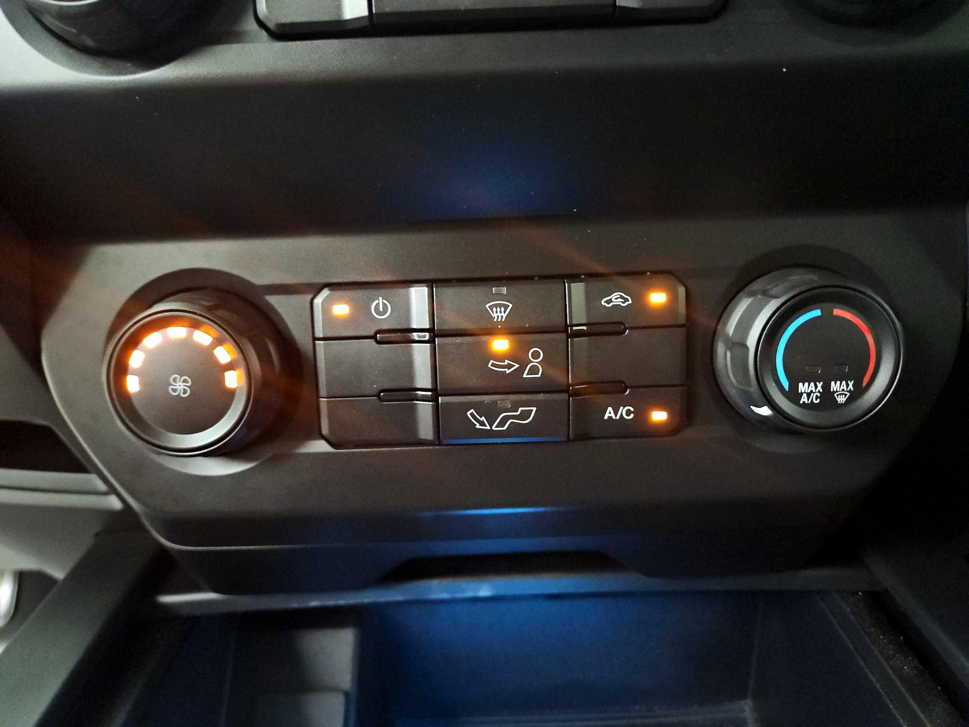 Thumbnail: 2019 Ford F-150 - 16