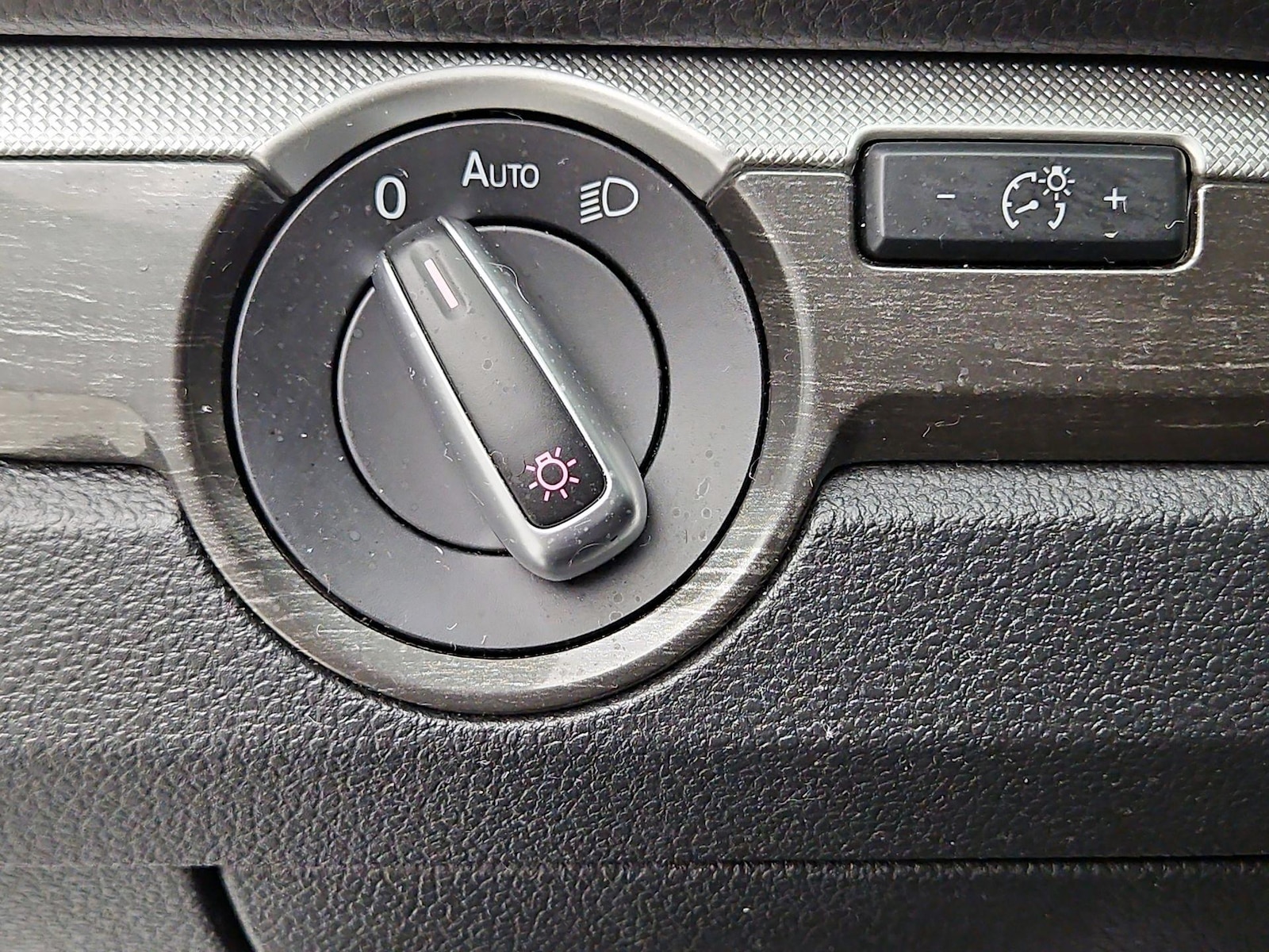2017 Volkswagen Passat SE - Photo 14