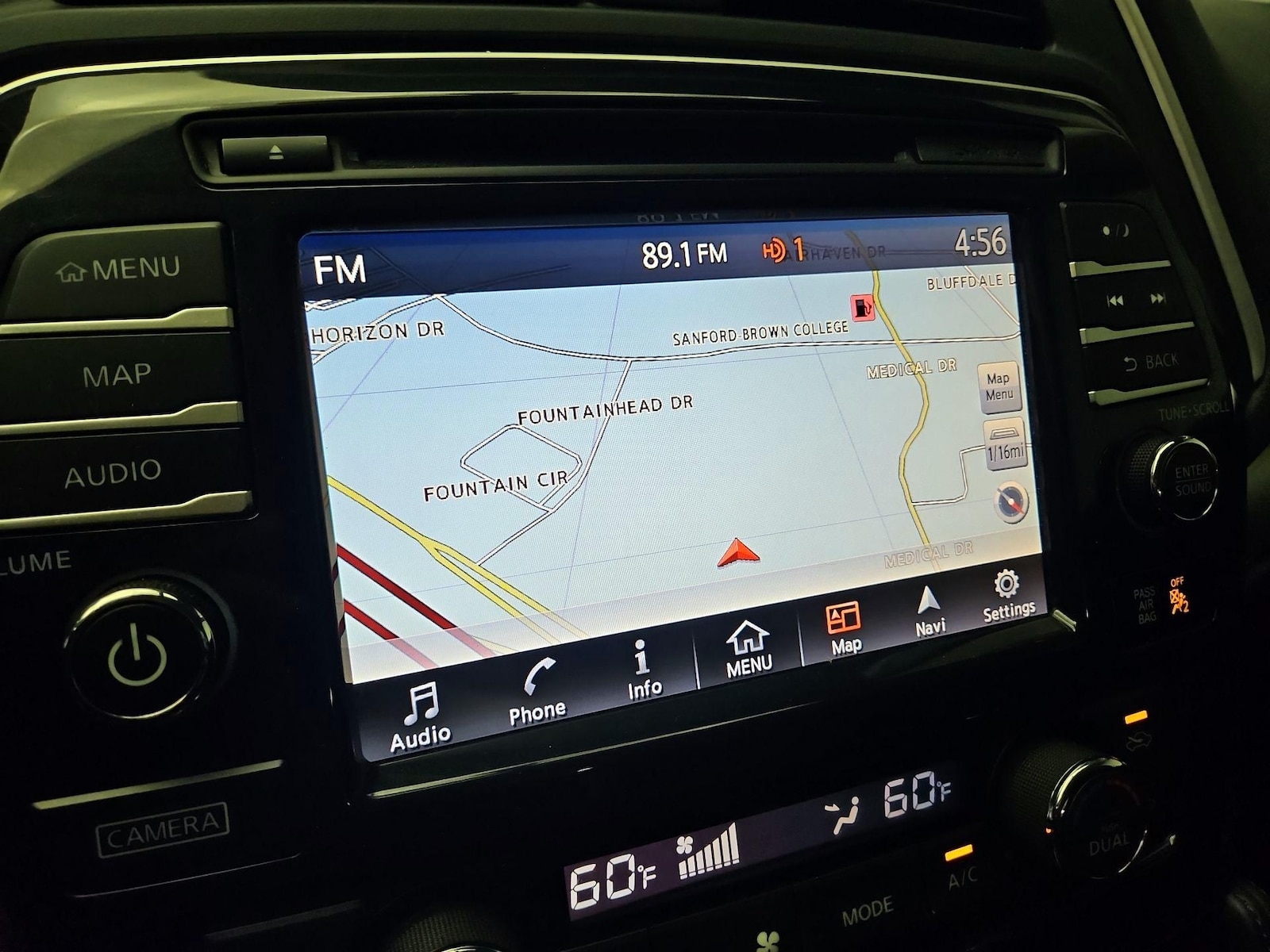 2017 Nissan Maxima SR - Photo 15