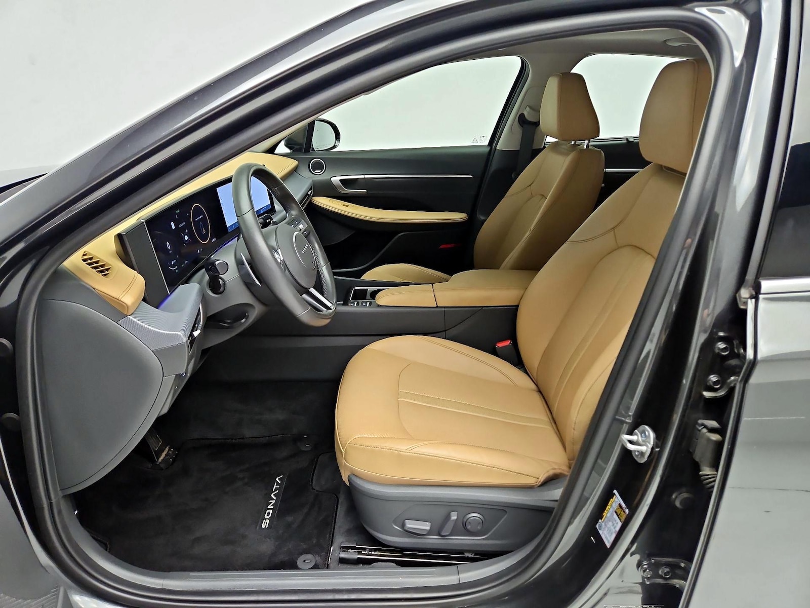 2025 Hyundai Sonata Hybrid Limited - Photo 12