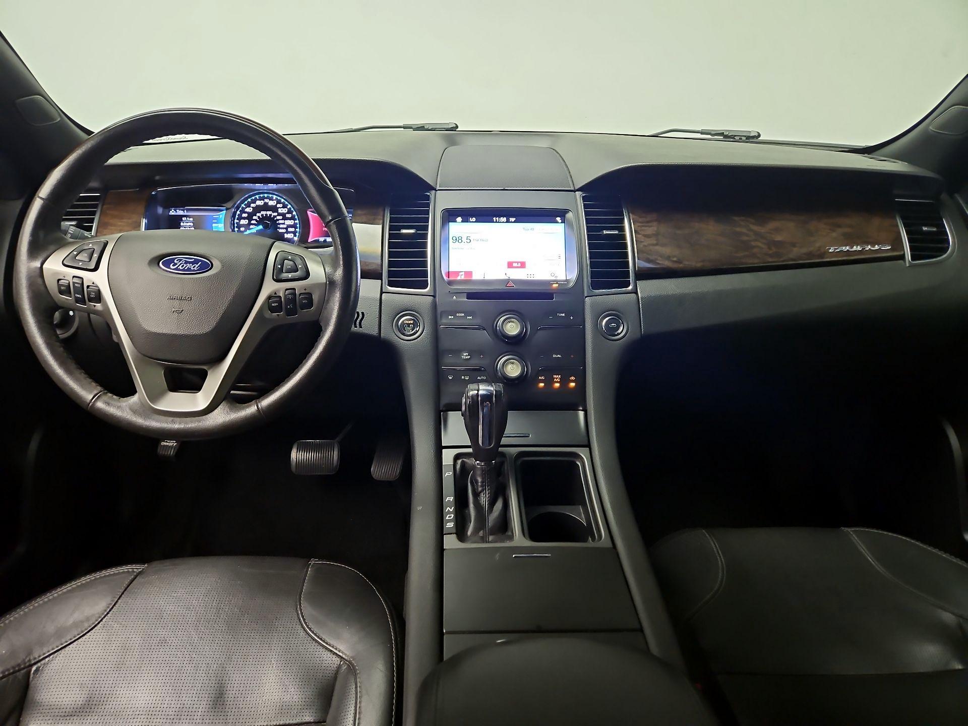 Thumbnail: 2016 Ford Taurus - 9