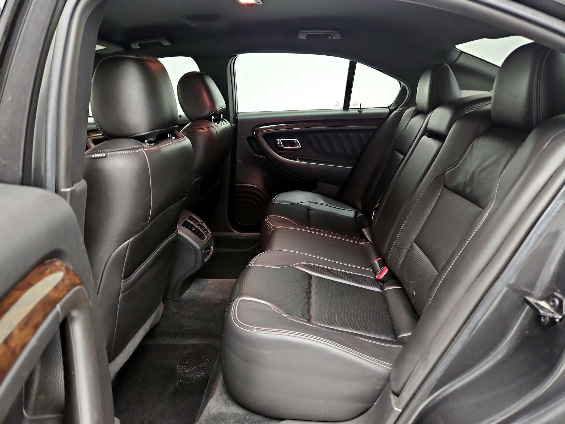 Thumbnail: 2016 Ford Taurus - 18