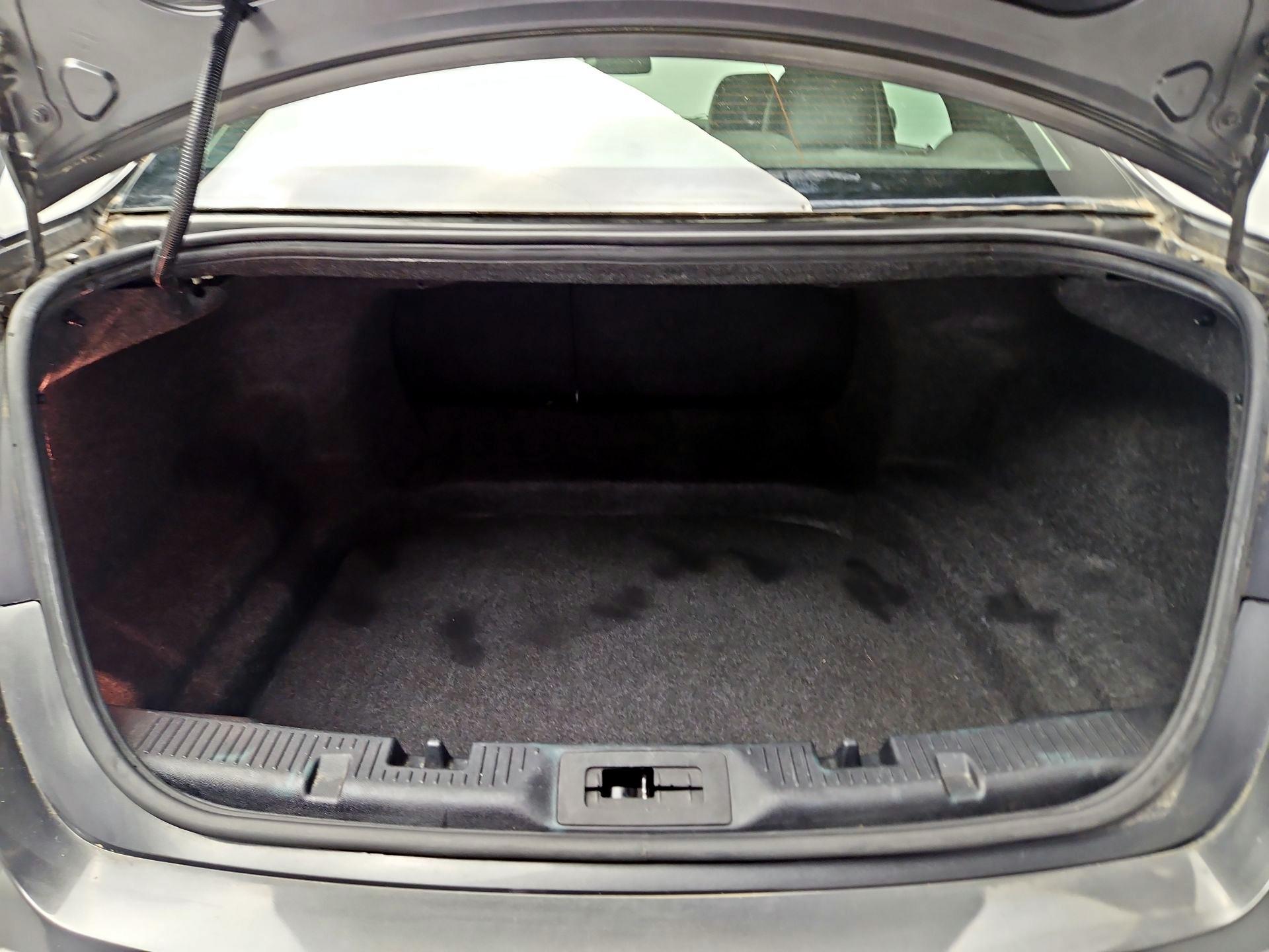 Thumbnail: 2016 Ford Taurus - 19