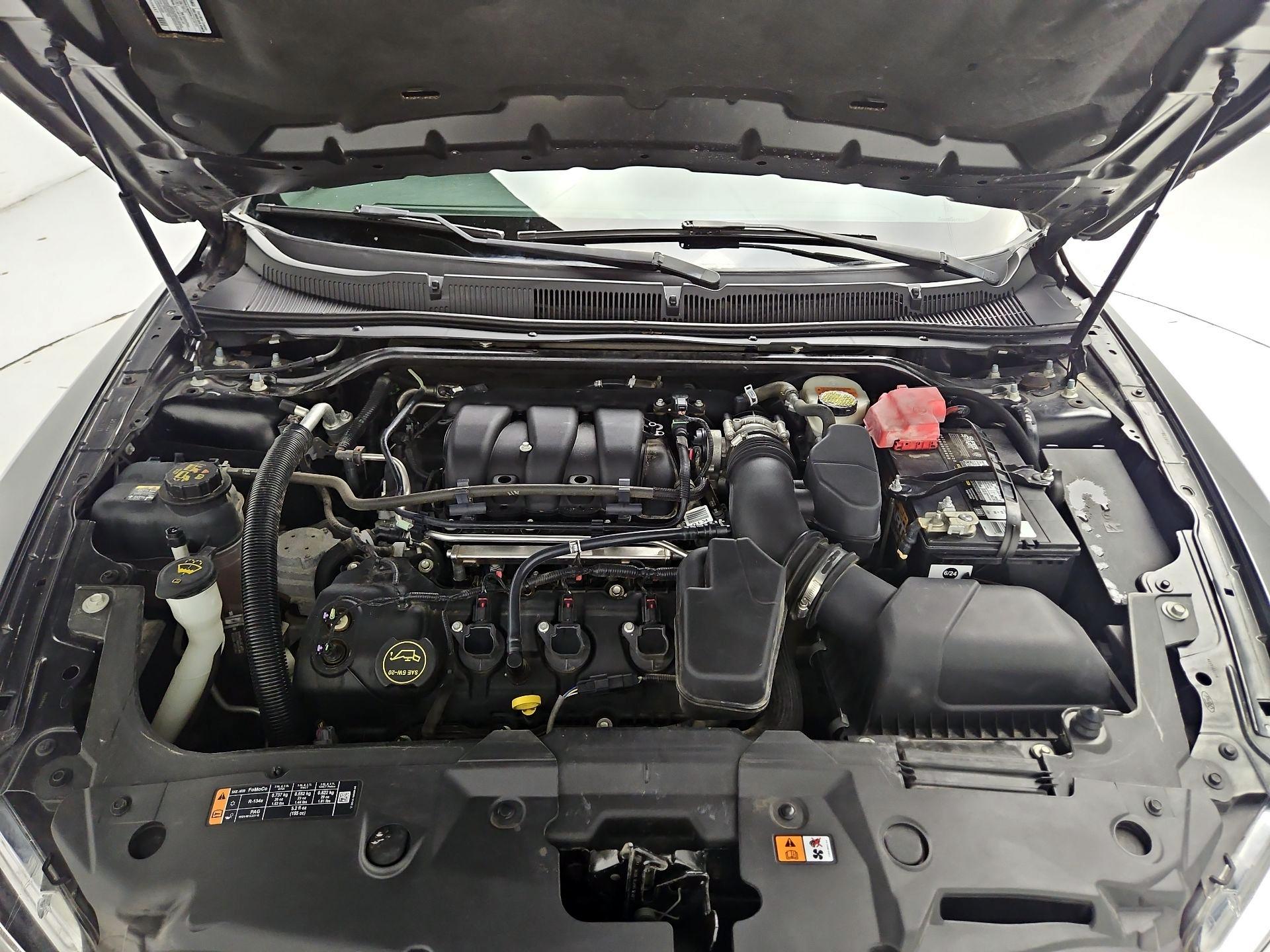 Thumbnail: 2016 Ford Taurus - 20