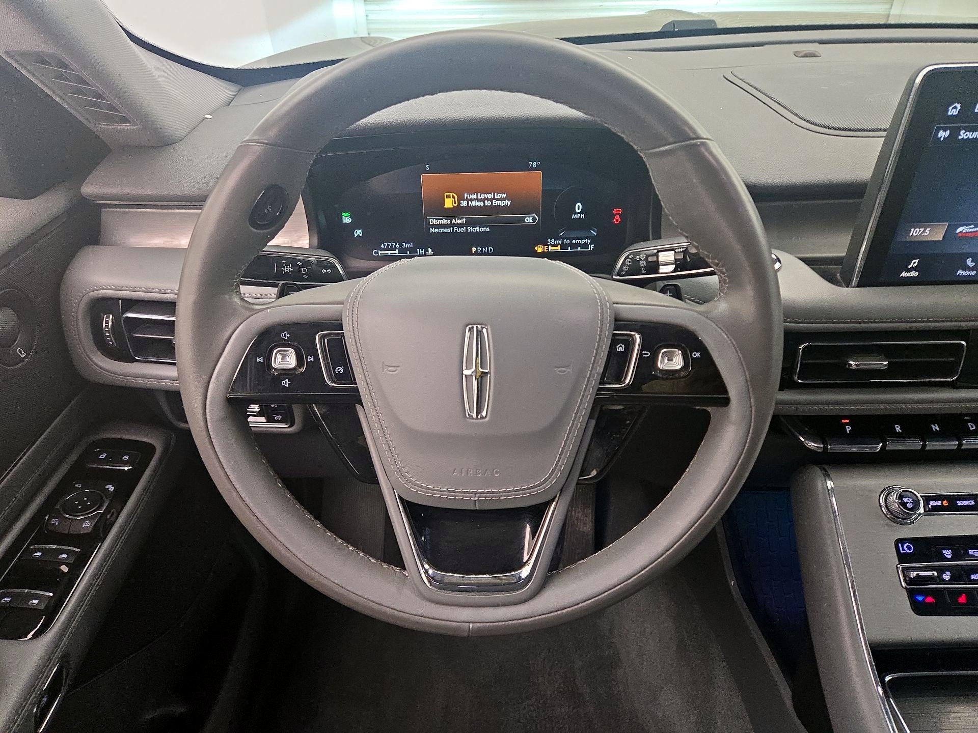 Thumbnail: 2020 Lincoln Aviator - 10