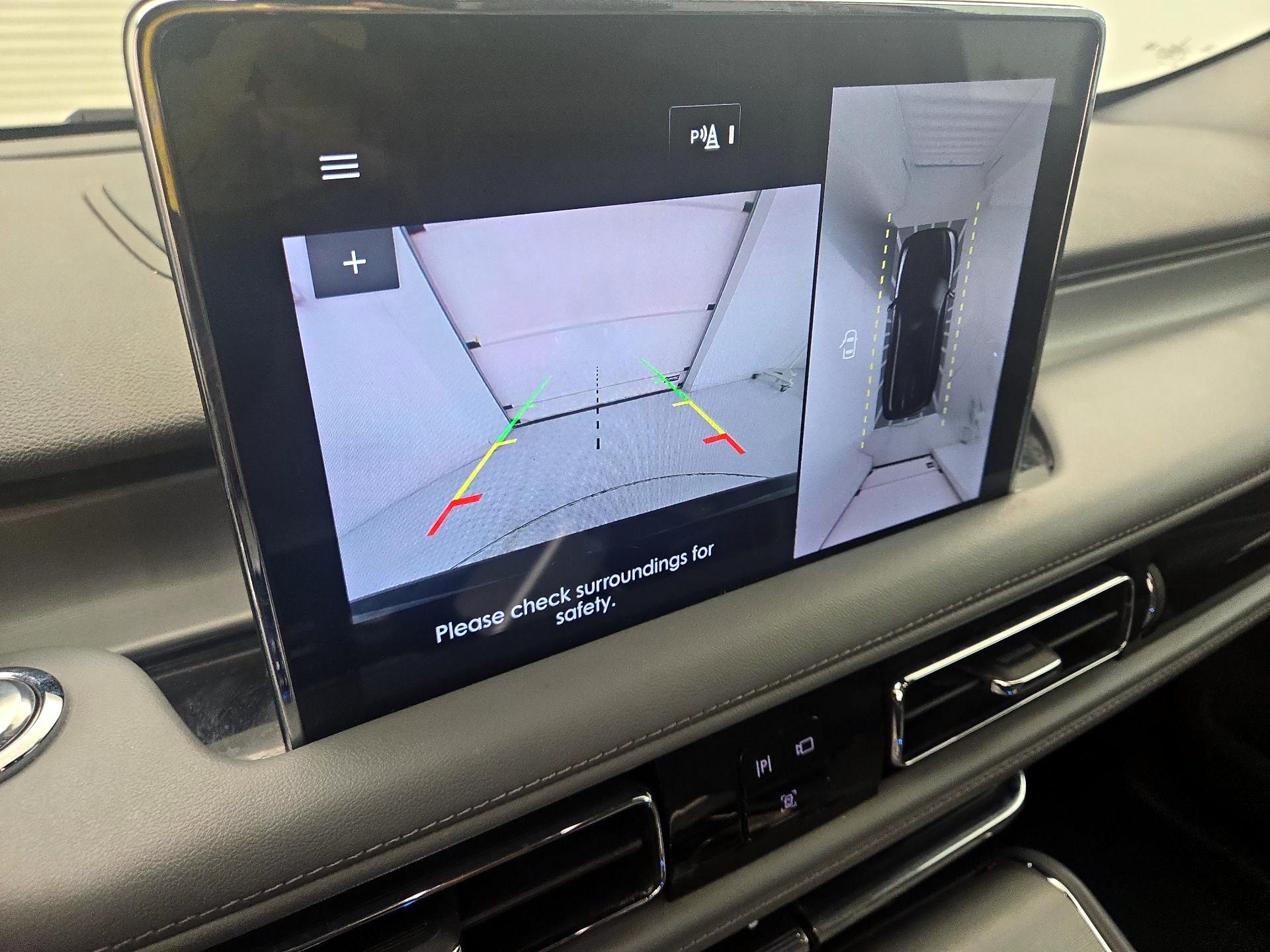 Thumbnail: 2020 Lincoln Aviator - 14
