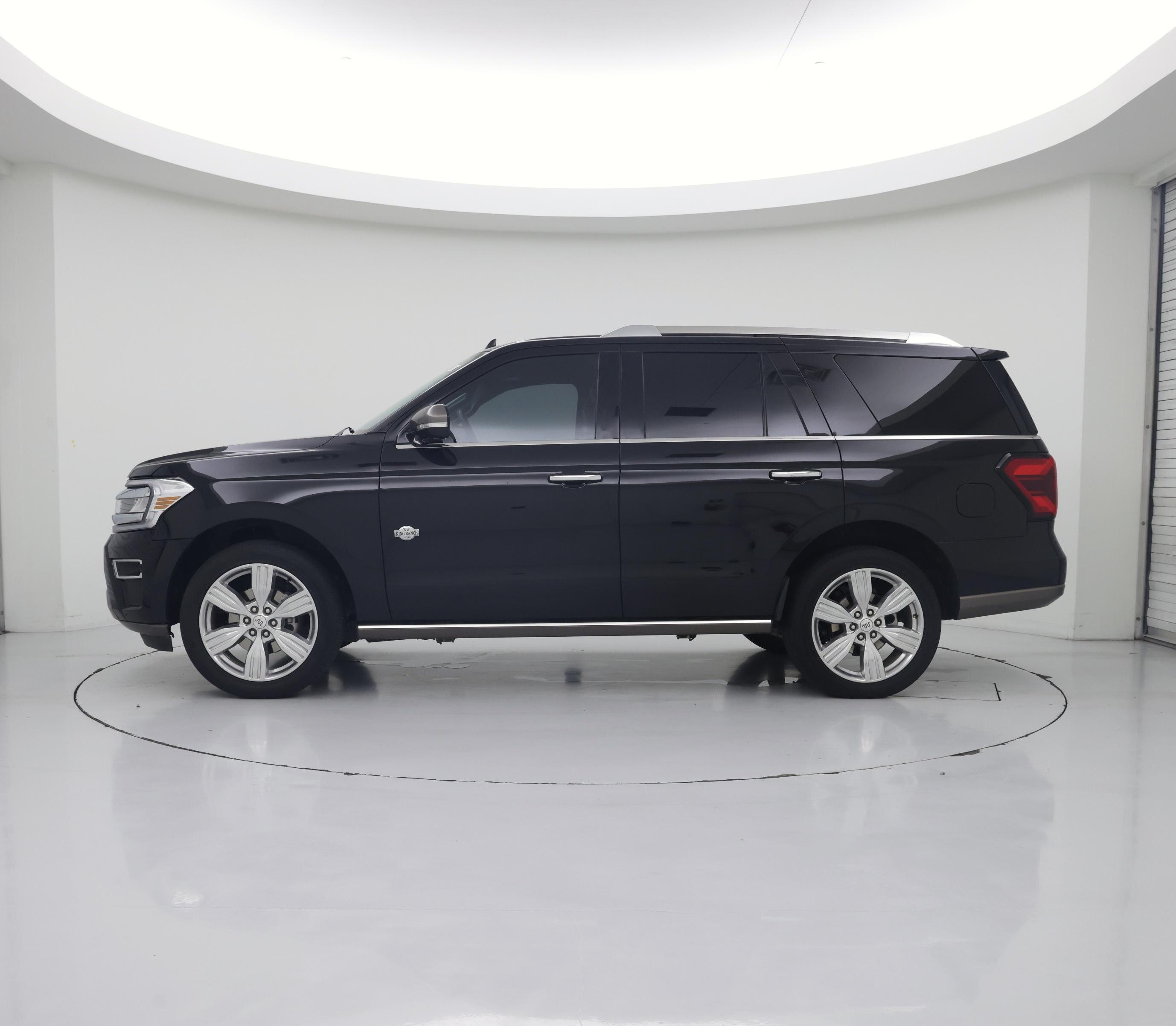 Thumbnail: 2022 Ford Expedition - 3
