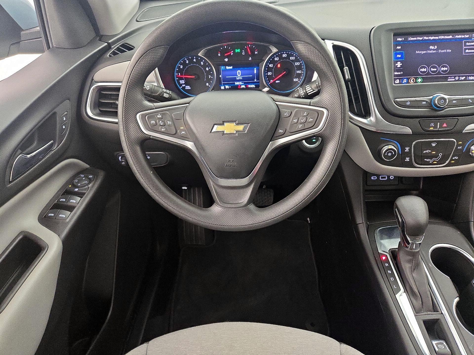 Thumbnail: 2022 Chevrolet Equinox - 10
