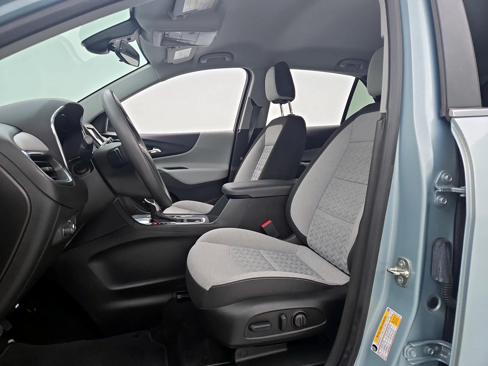 Thumbnail: 2022 Chevrolet Equinox - 11