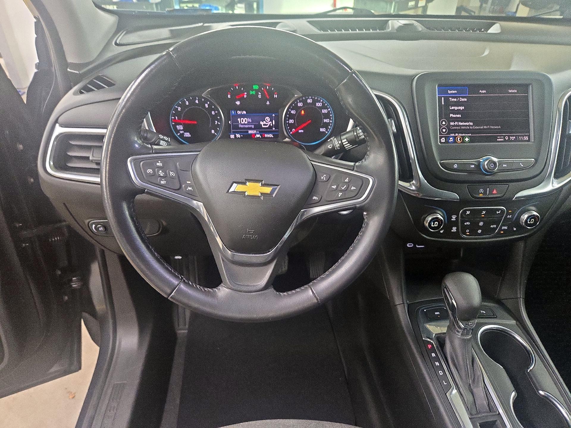 Thumbnail: 2022 Chevrolet Equinox - 10