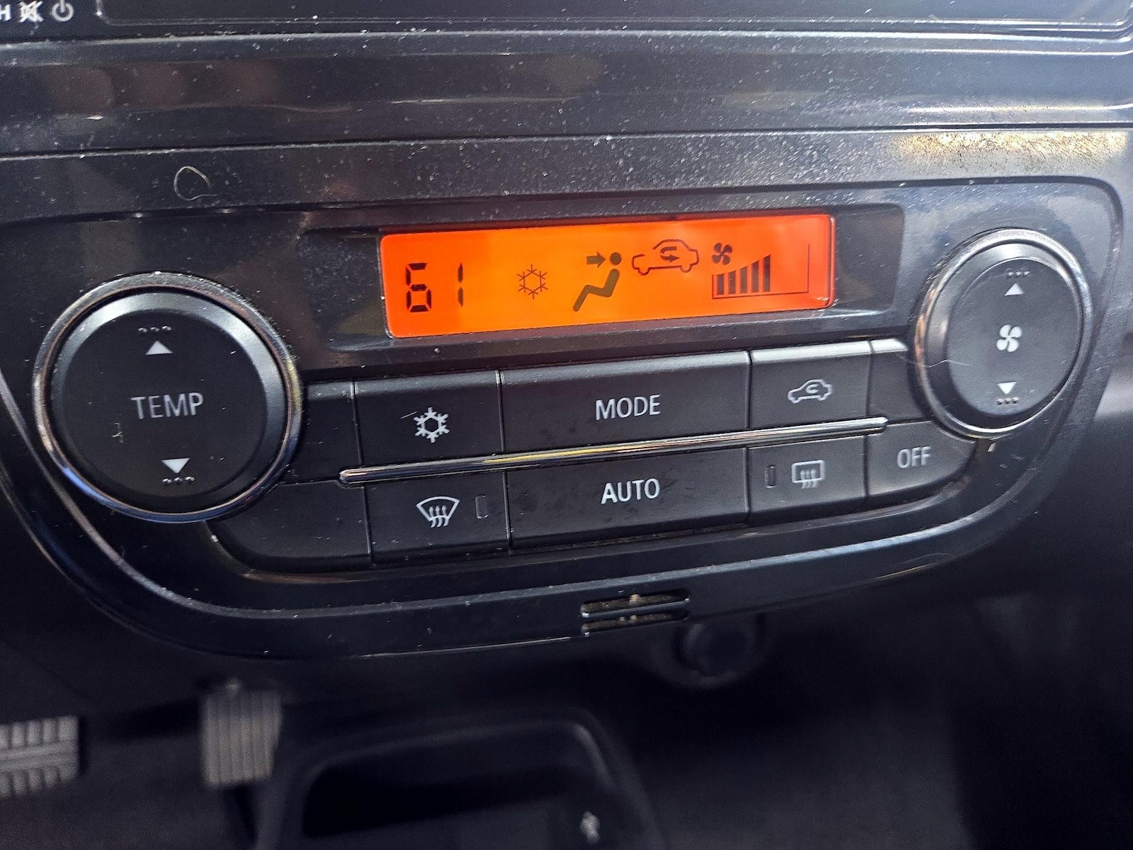 2023 Mitsubishi Mirage G4 ES - Photo 17