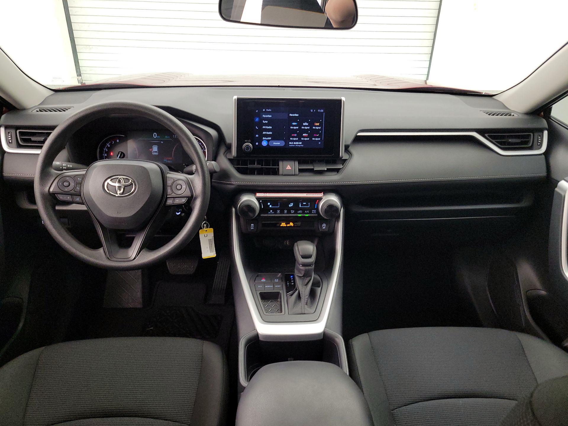 Thumbnail: 2025 Toyota RAV4 - 9