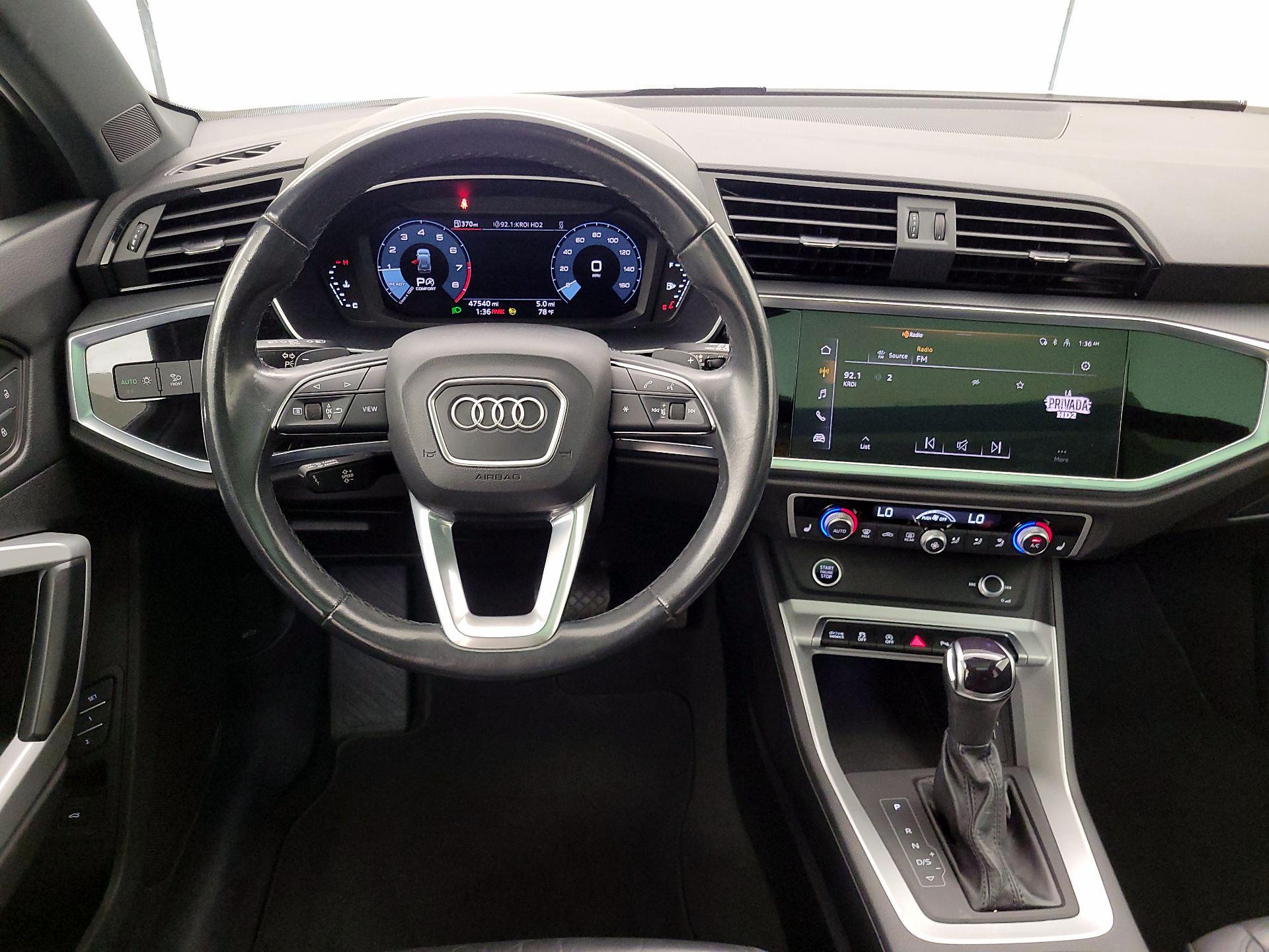 Thumbnail: 2023 Audi Q3 - 10