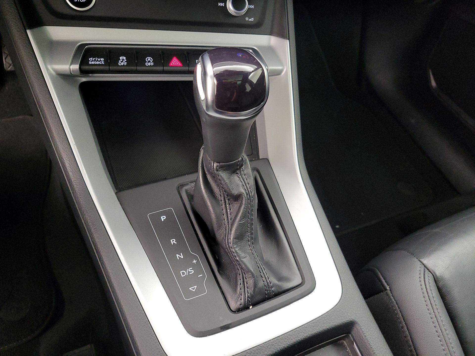 Thumbnail: 2023 Audi Q3 - 17