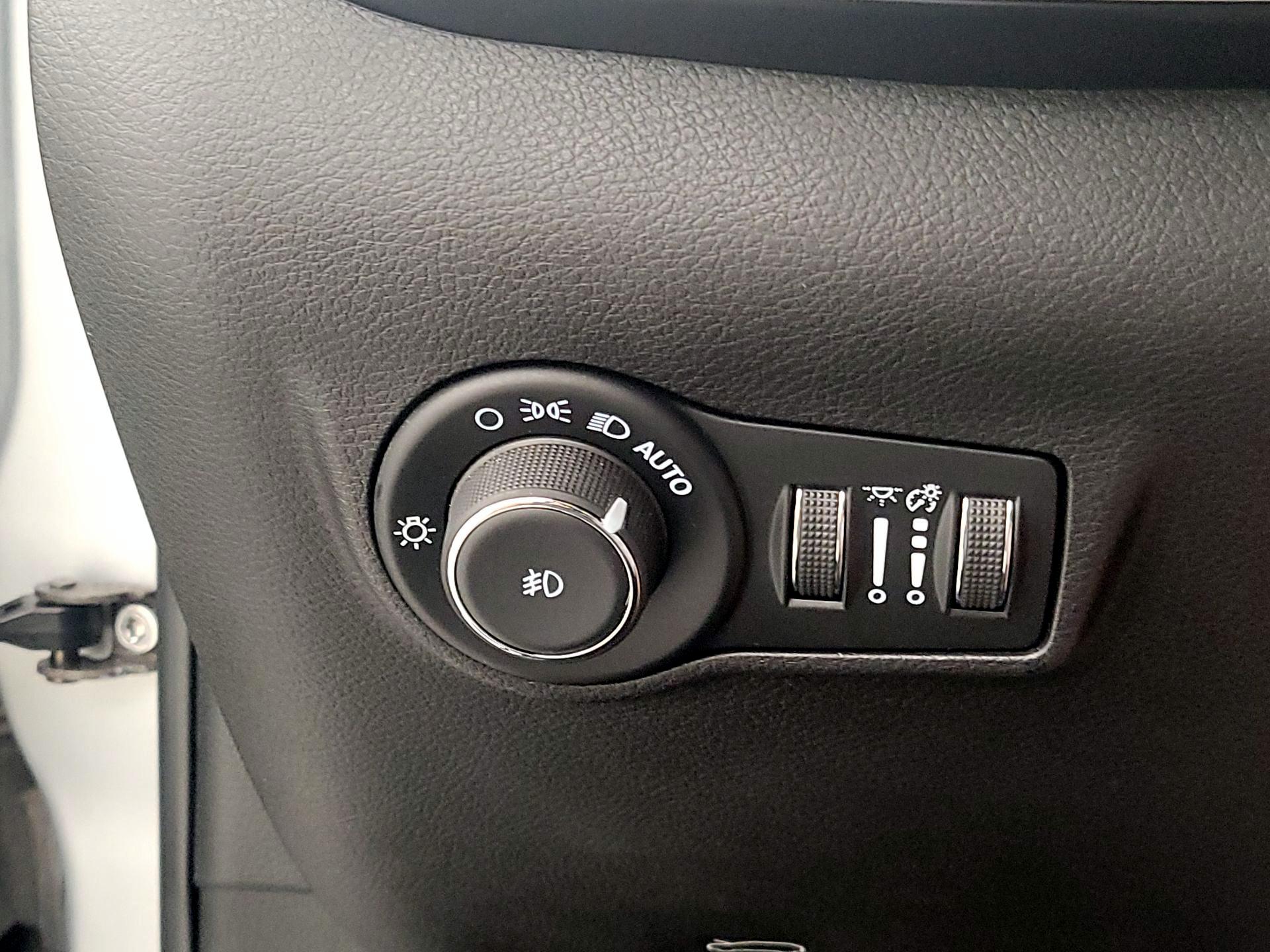 Thumbnail: 2024 Jeep Compass - 13