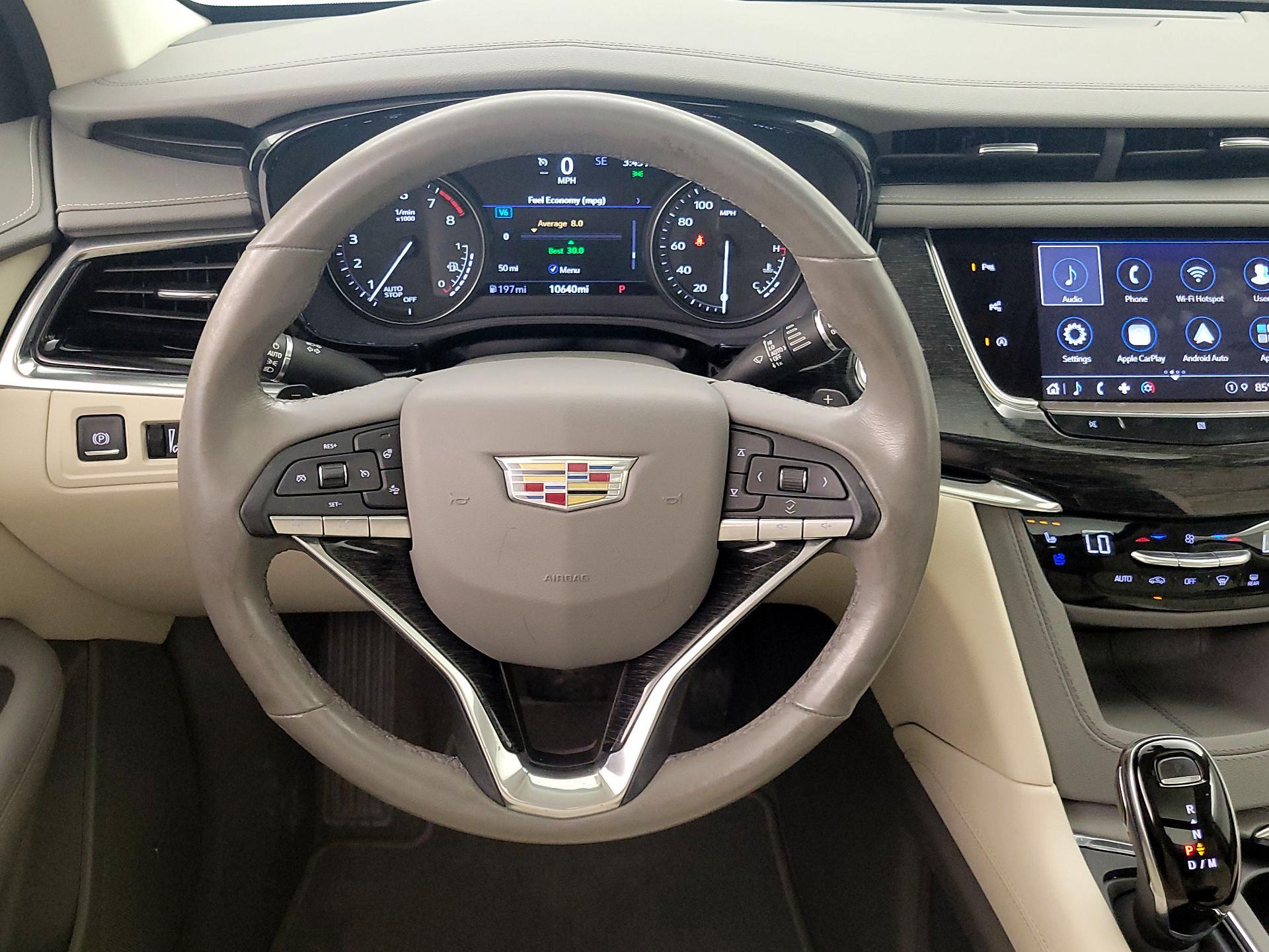 Thumbnail: 2021 Cadillac XT6 - 10