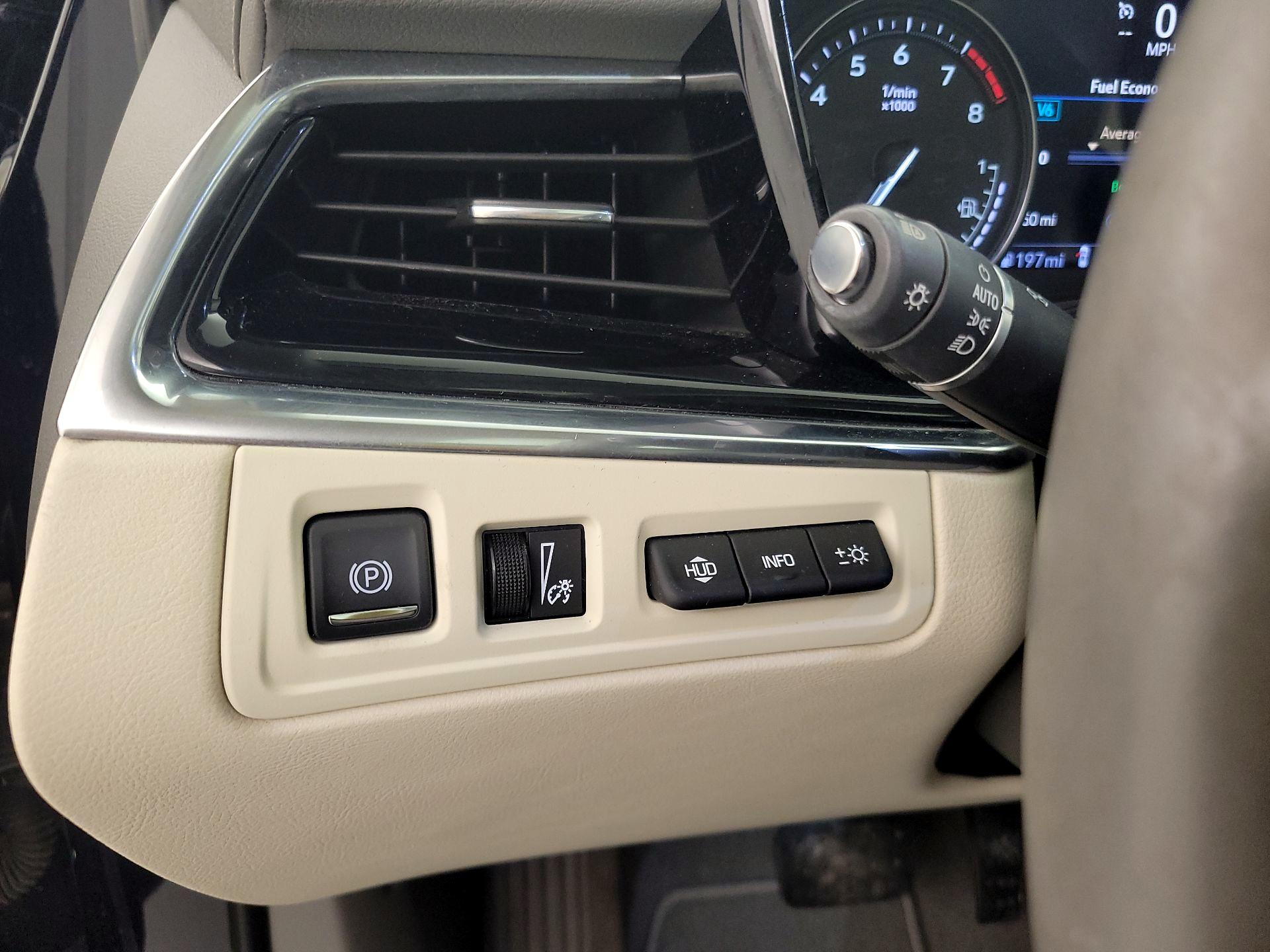 Thumbnail: 2021 Cadillac XT6 - 13