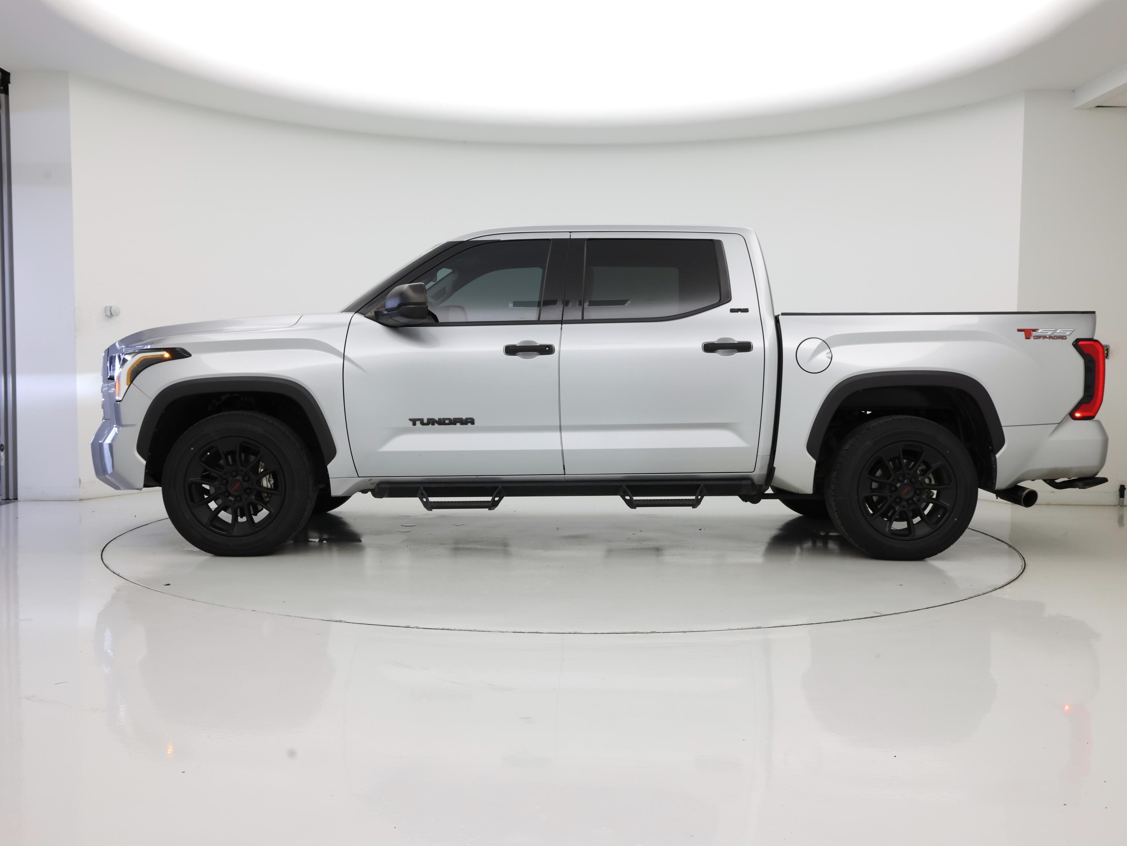 Thumbnail: 2023 Toyota Tundra - 3
