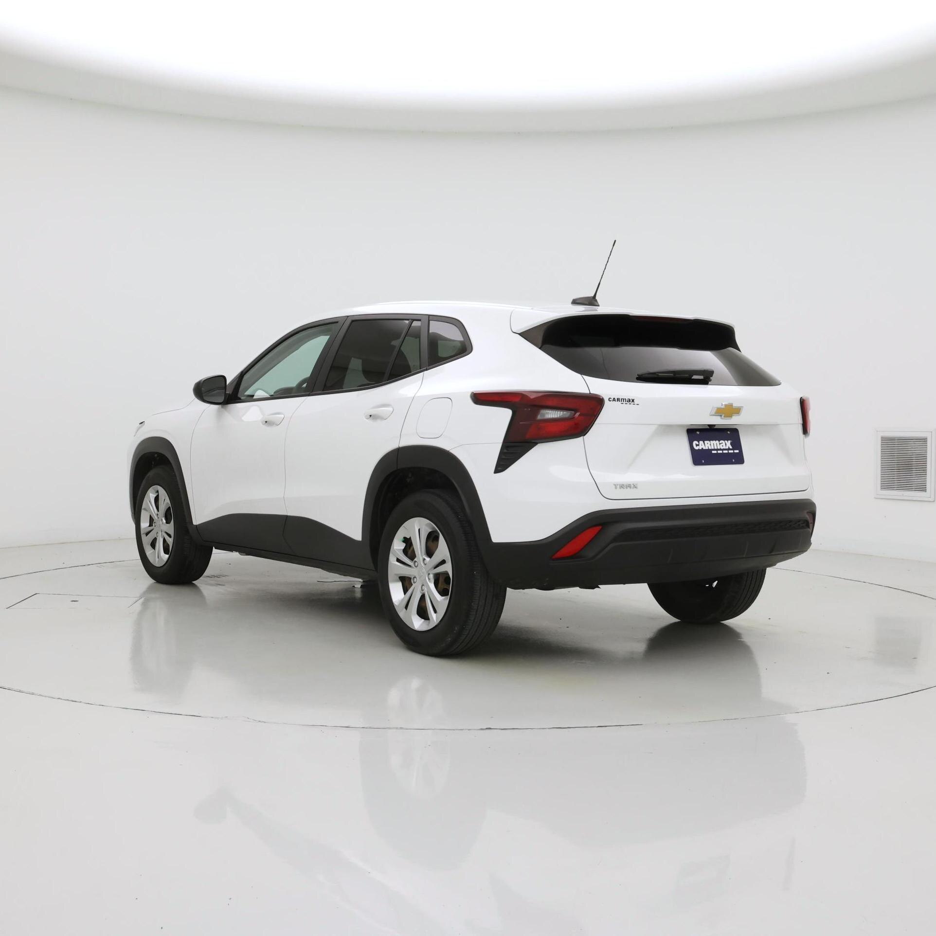 Thumbnail: 2024 Chevrolet Trax - 2