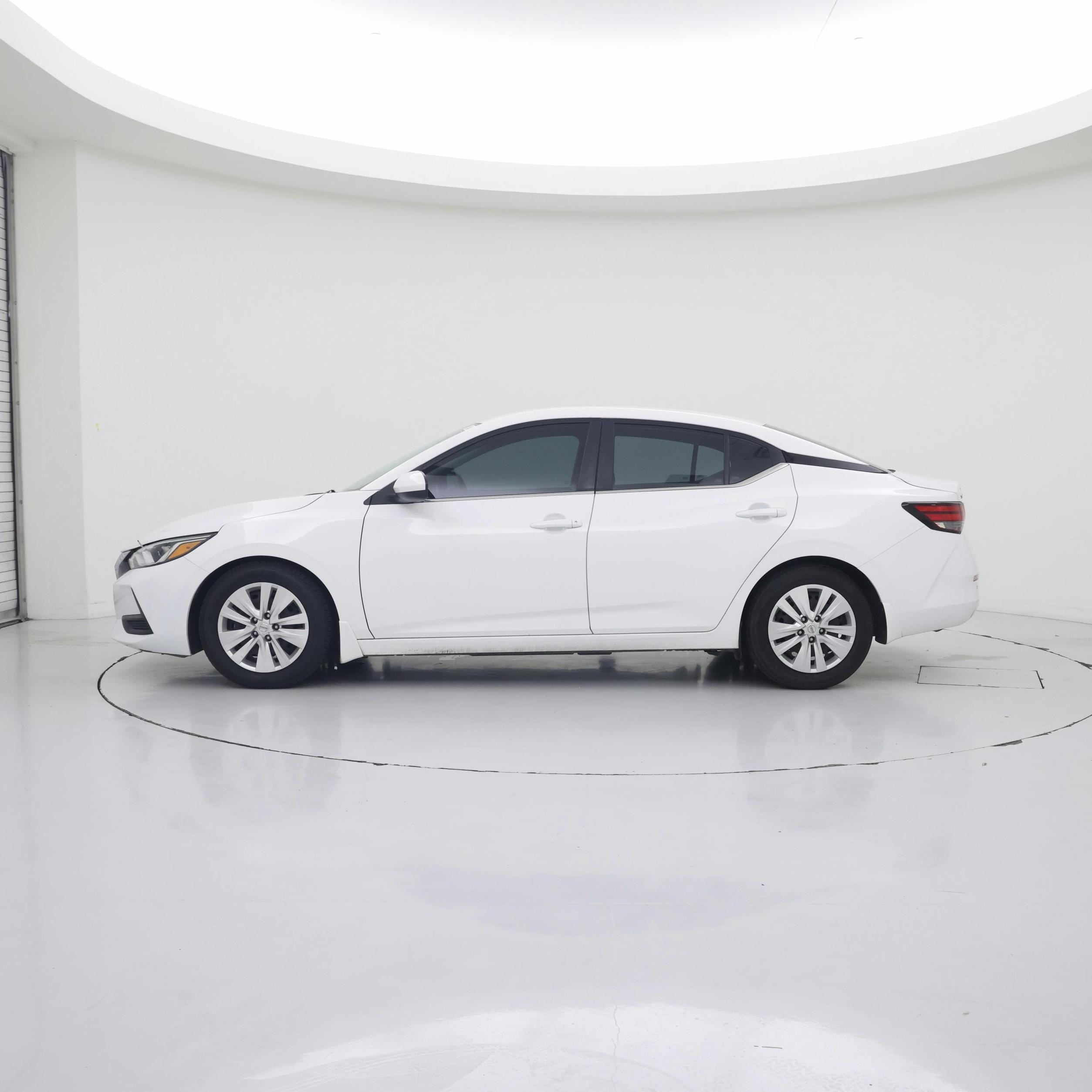Thumbnail: 2020 Nissan Sentra - 3