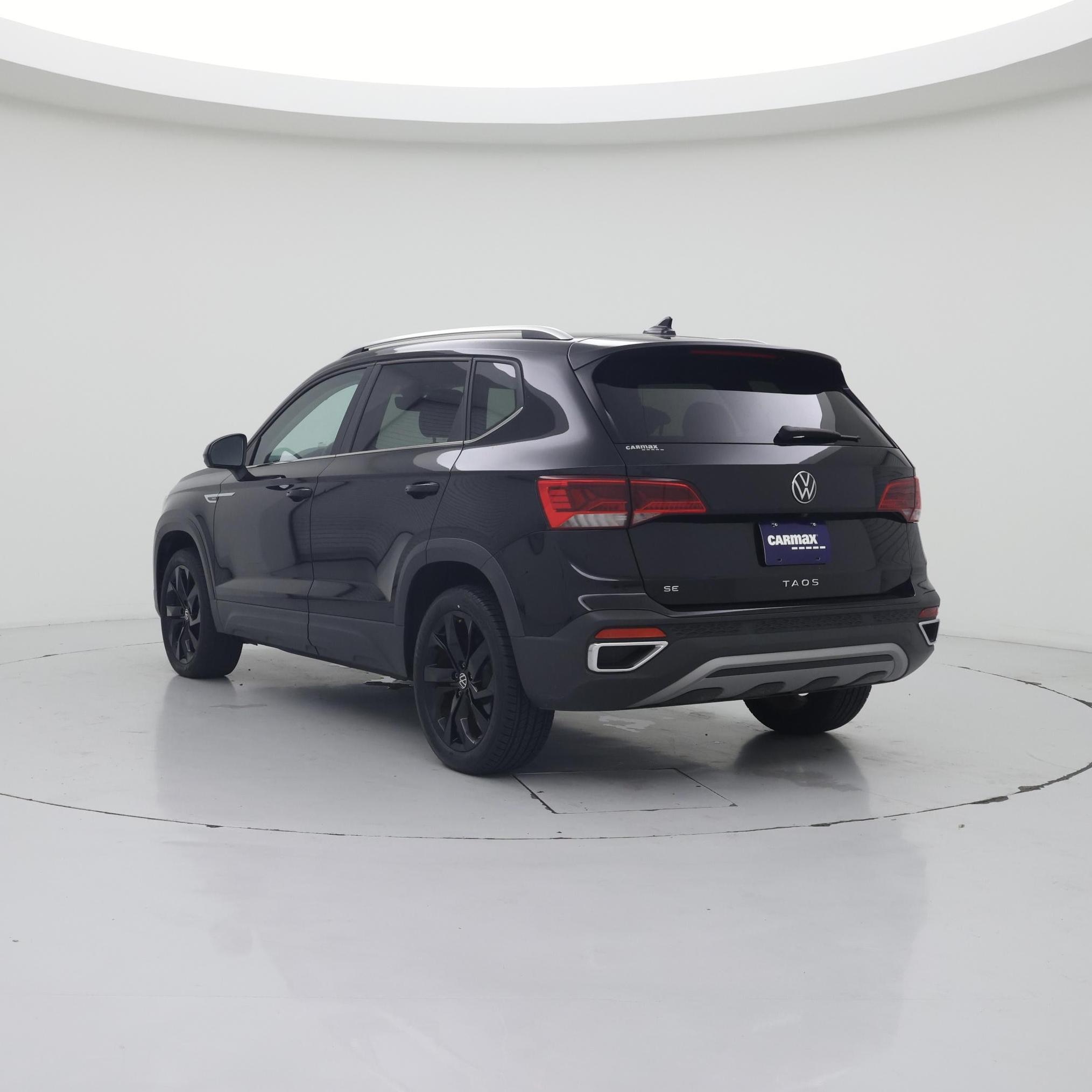Thumbnail: 2023 Volkswagen Taos - 2