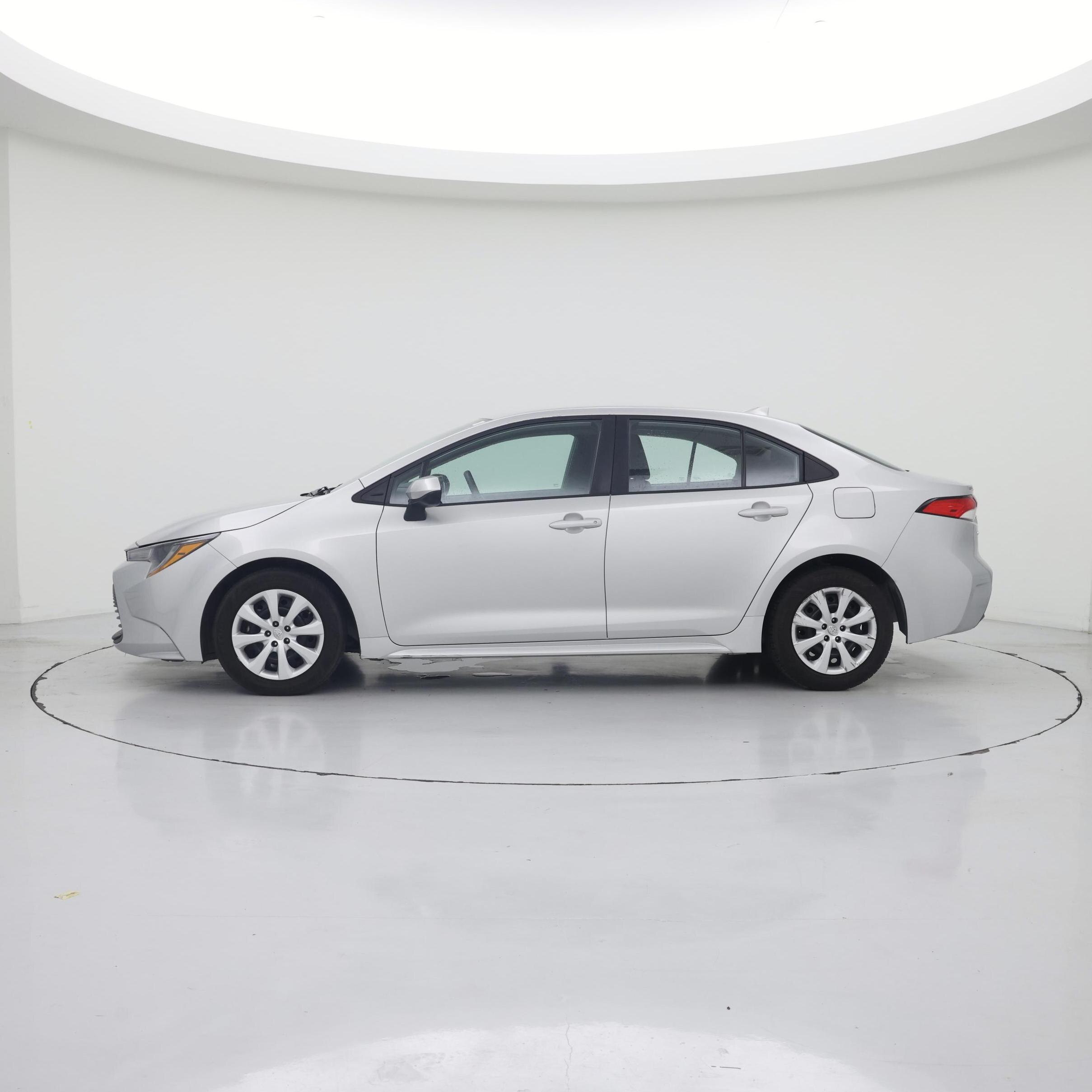 Thumbnail: 2024 Toyota Corolla - 3