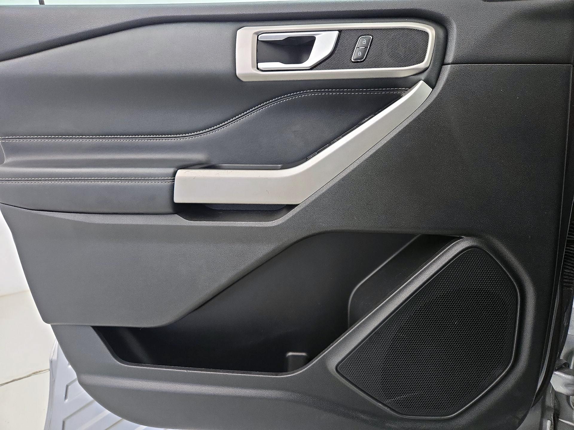 Thumbnail: 2022 Ford Explorer - 12