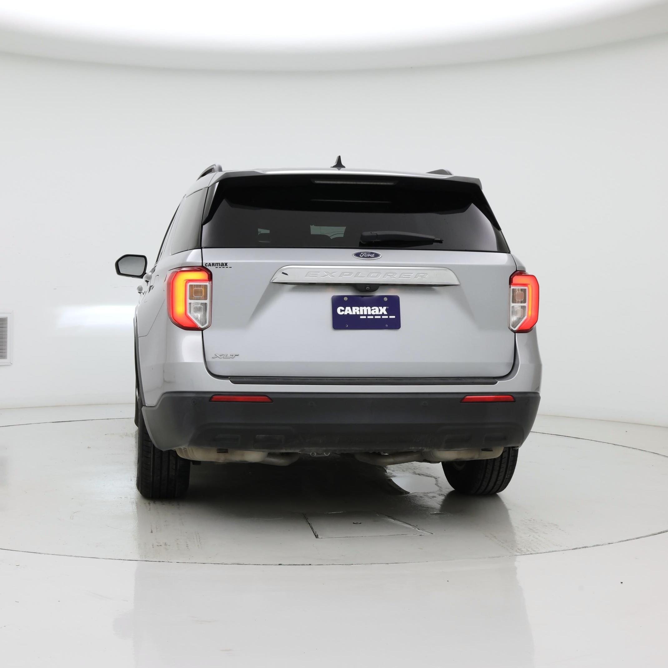 Thumbnail: 2022 Ford Explorer - 6