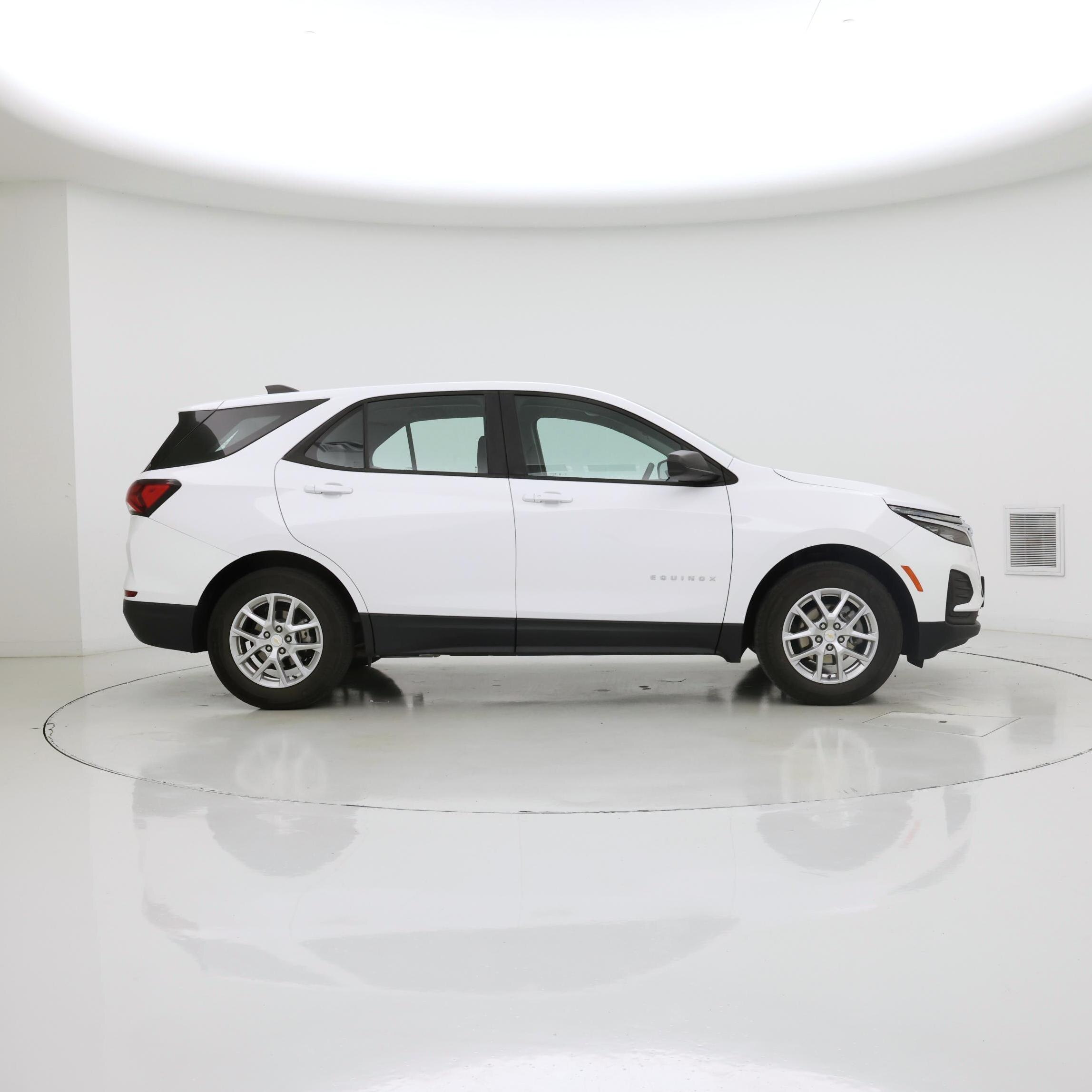 Thumbnail: 2023 Chevrolet Equinox - 7