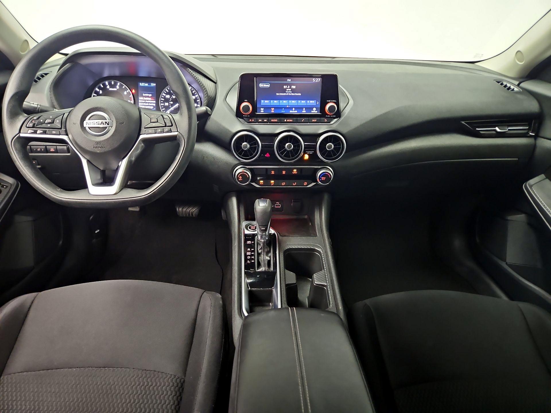 Thumbnail: 2020 Nissan Sentra - 9