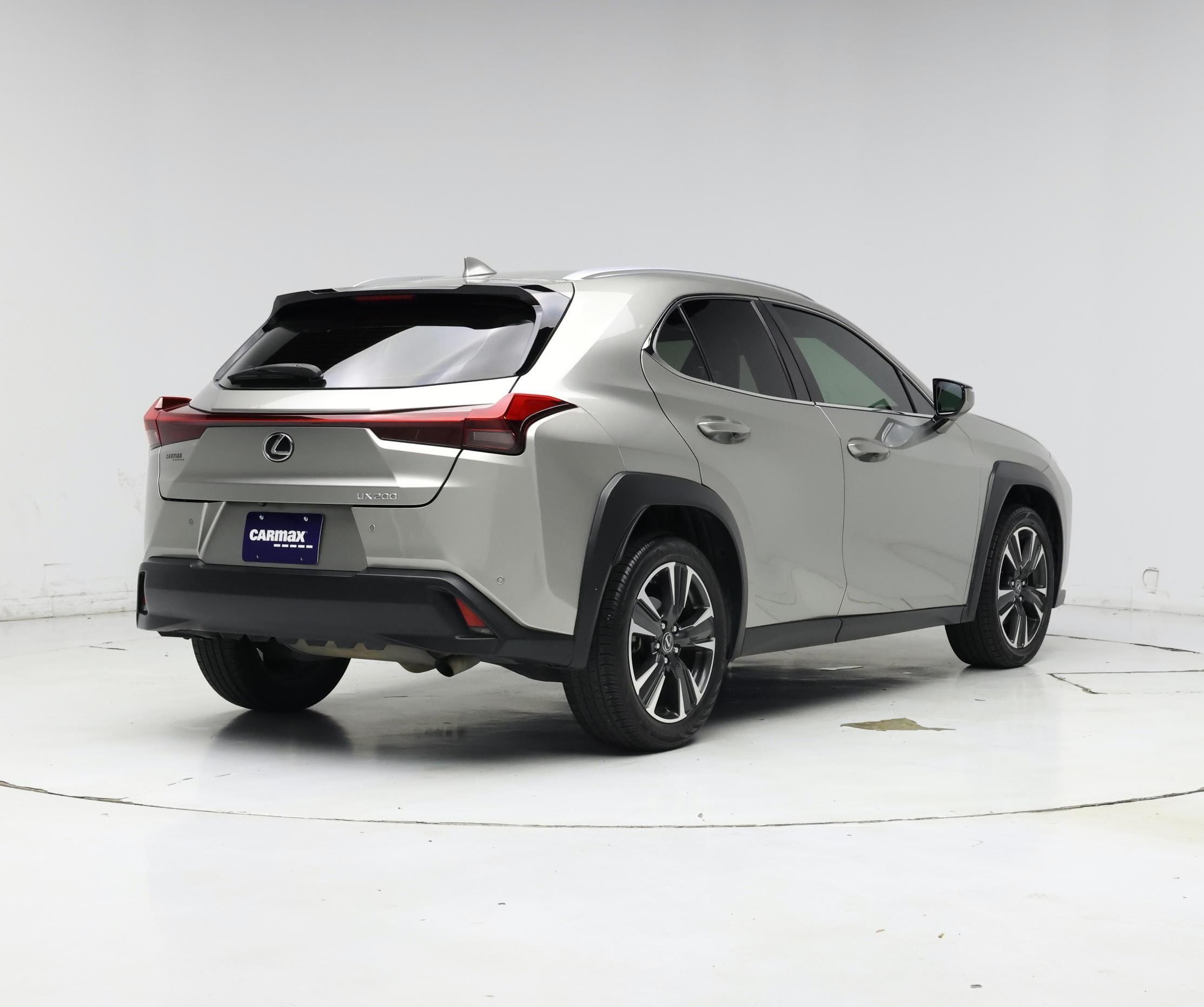 Thumbnail: 2019 Lexus UX - 8