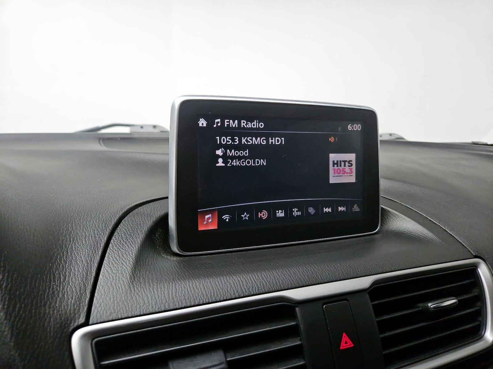 2014 Mazda MAZDA3 i Touring - Photo 17