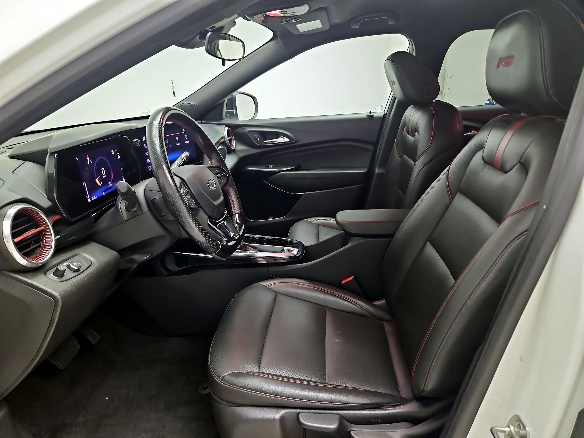 Thumbnail: 2025 Chevrolet Trax - 11