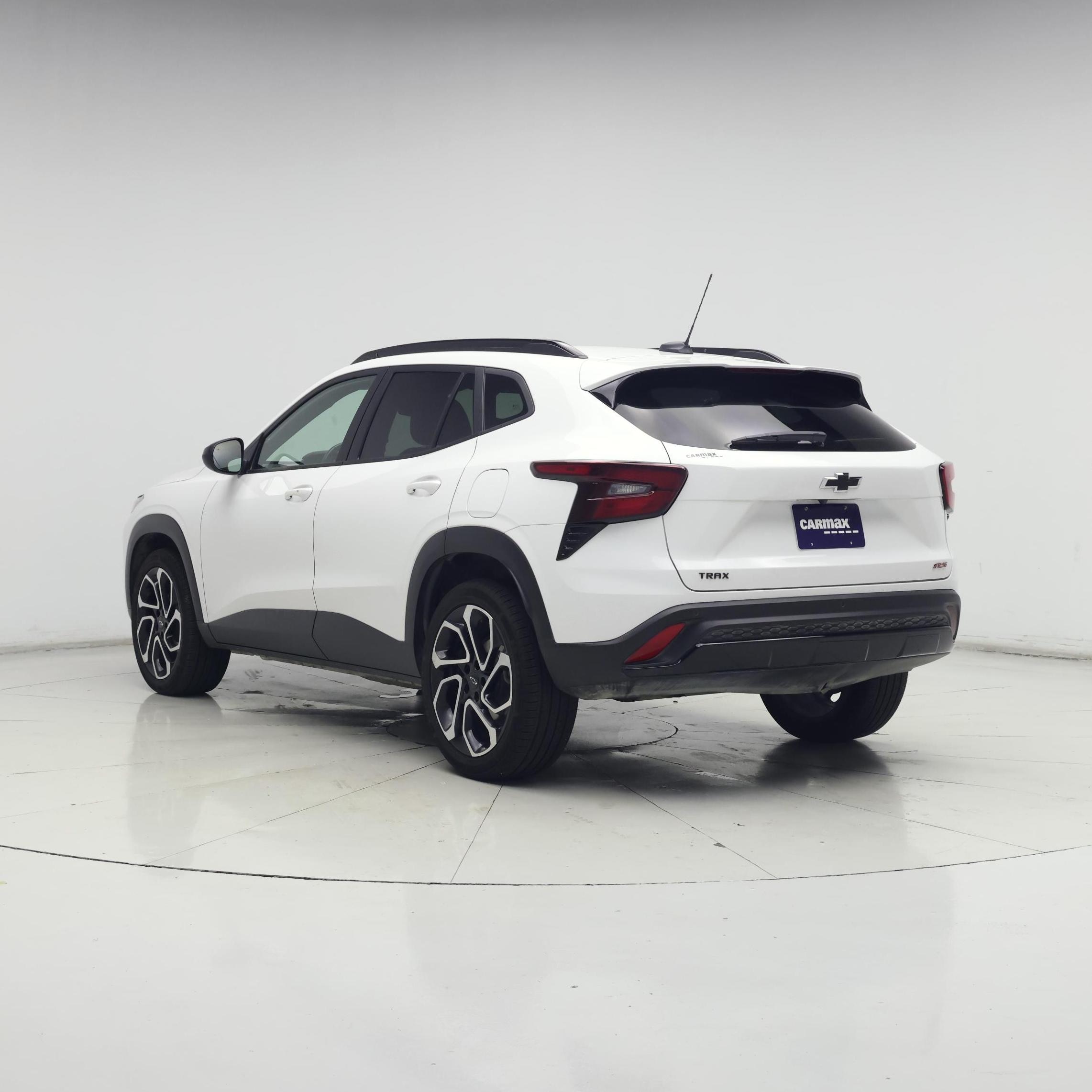 Thumbnail: 2025 Chevrolet Trax - 2