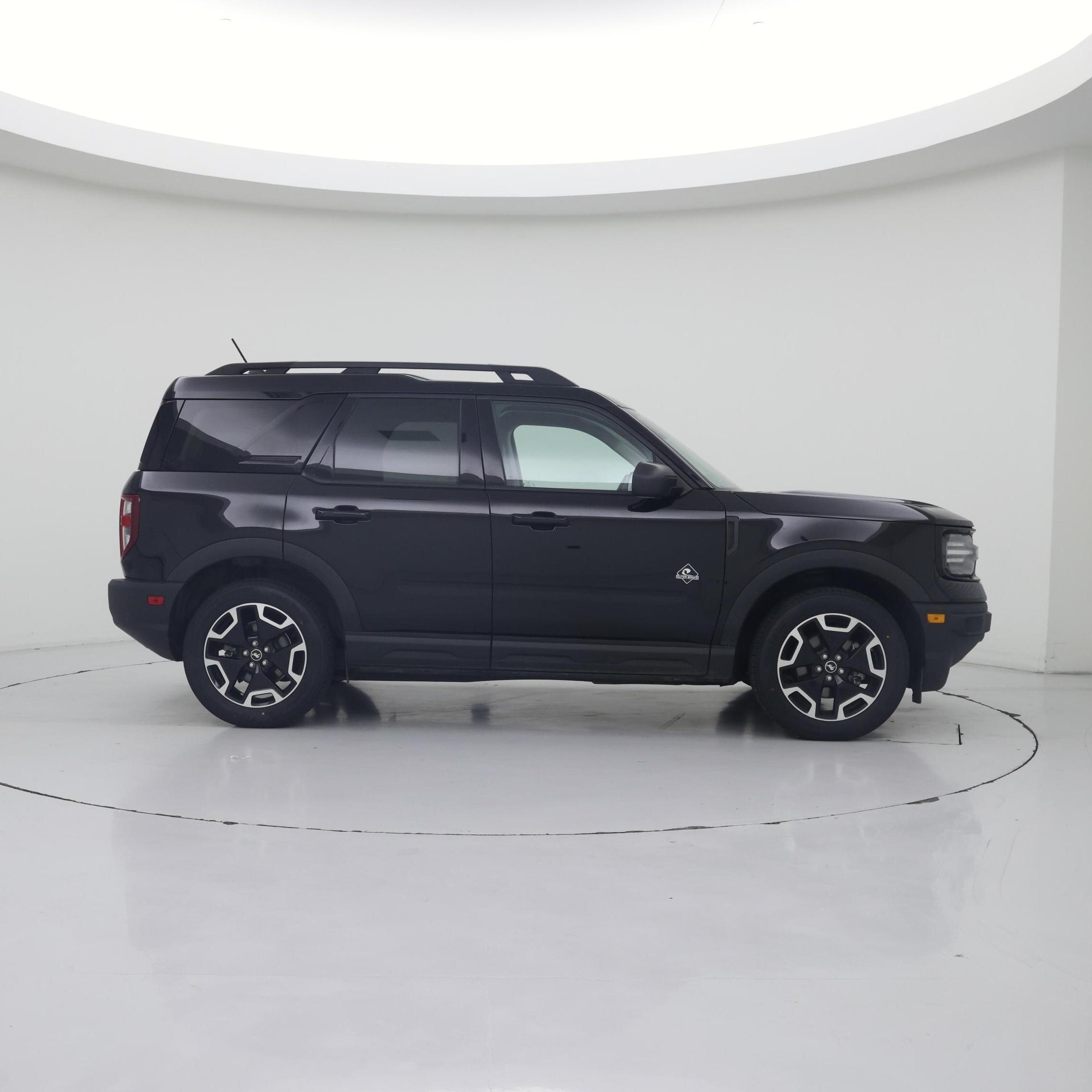 Thumbnail: 2023 Ford Bronco Sport - 7