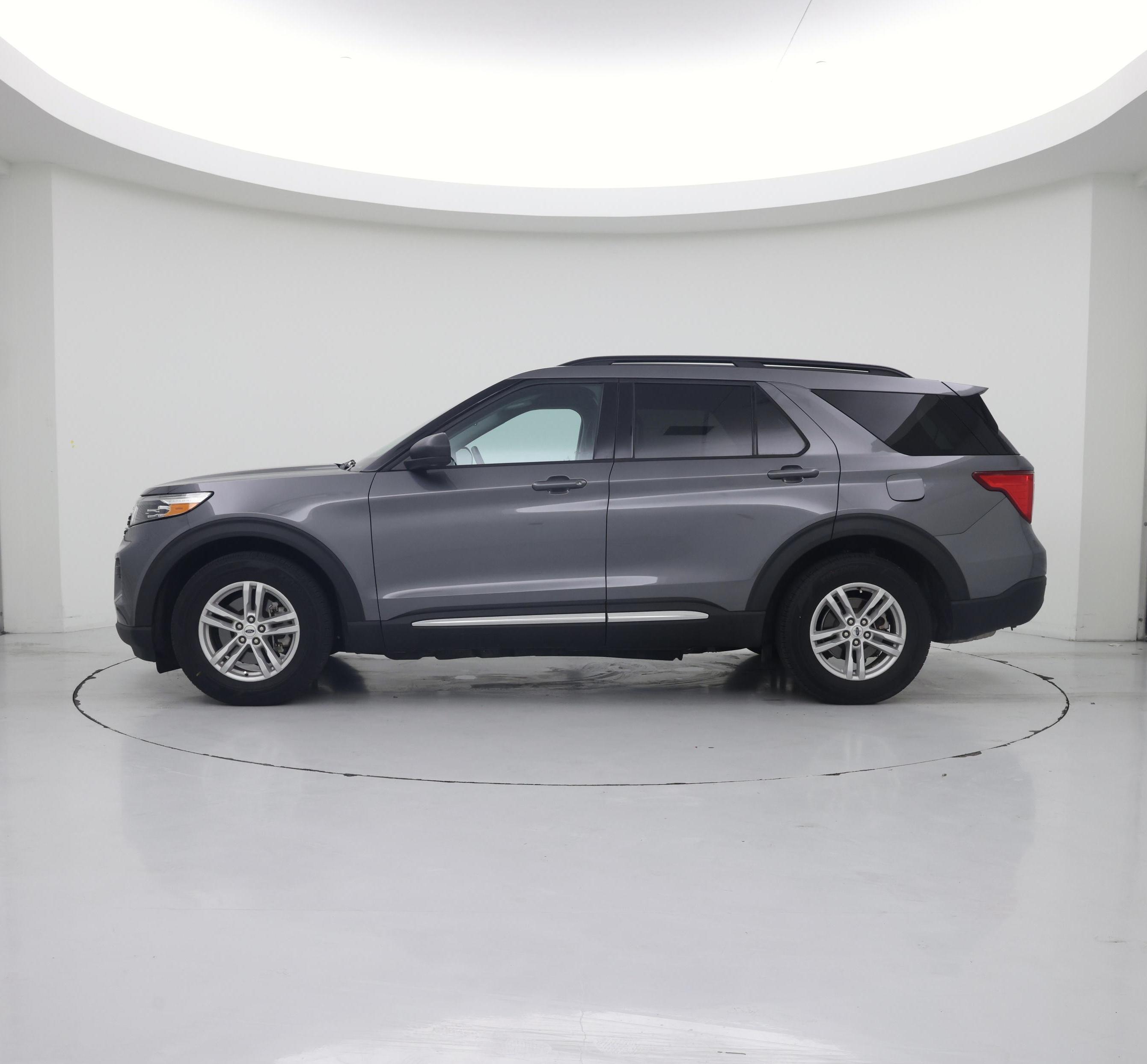 Thumbnail: 2023 Ford Explorer - 3