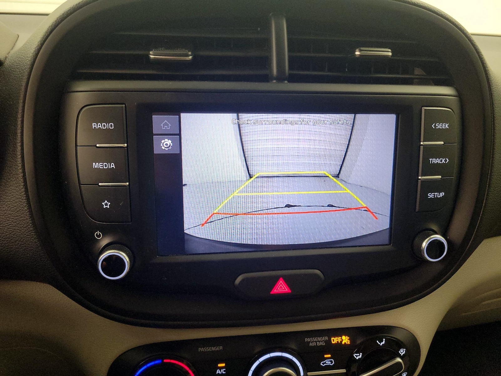 2025 Kia Soul LX - Photo 15