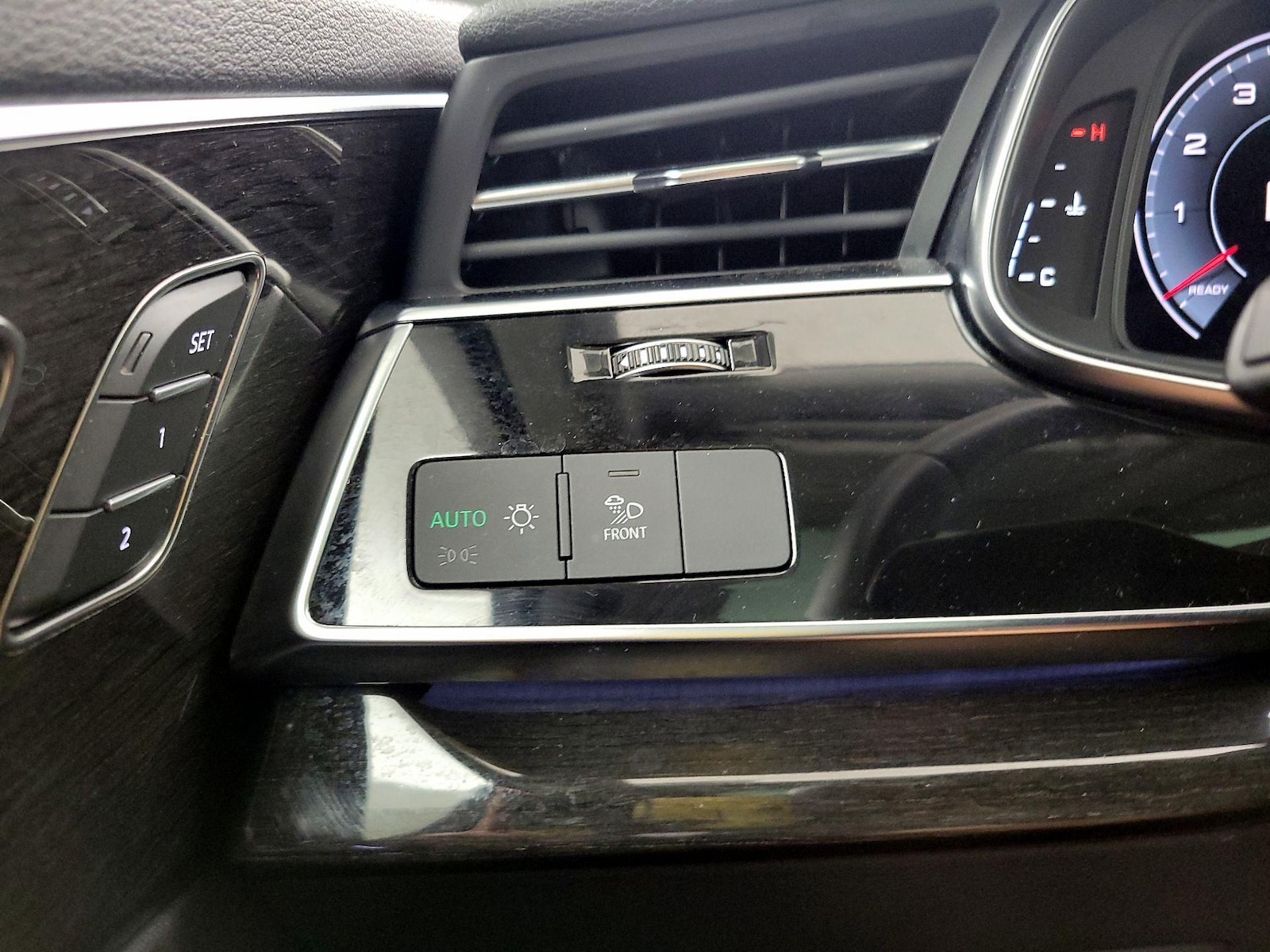 2023 Audi Q7 Premium - Photo 14